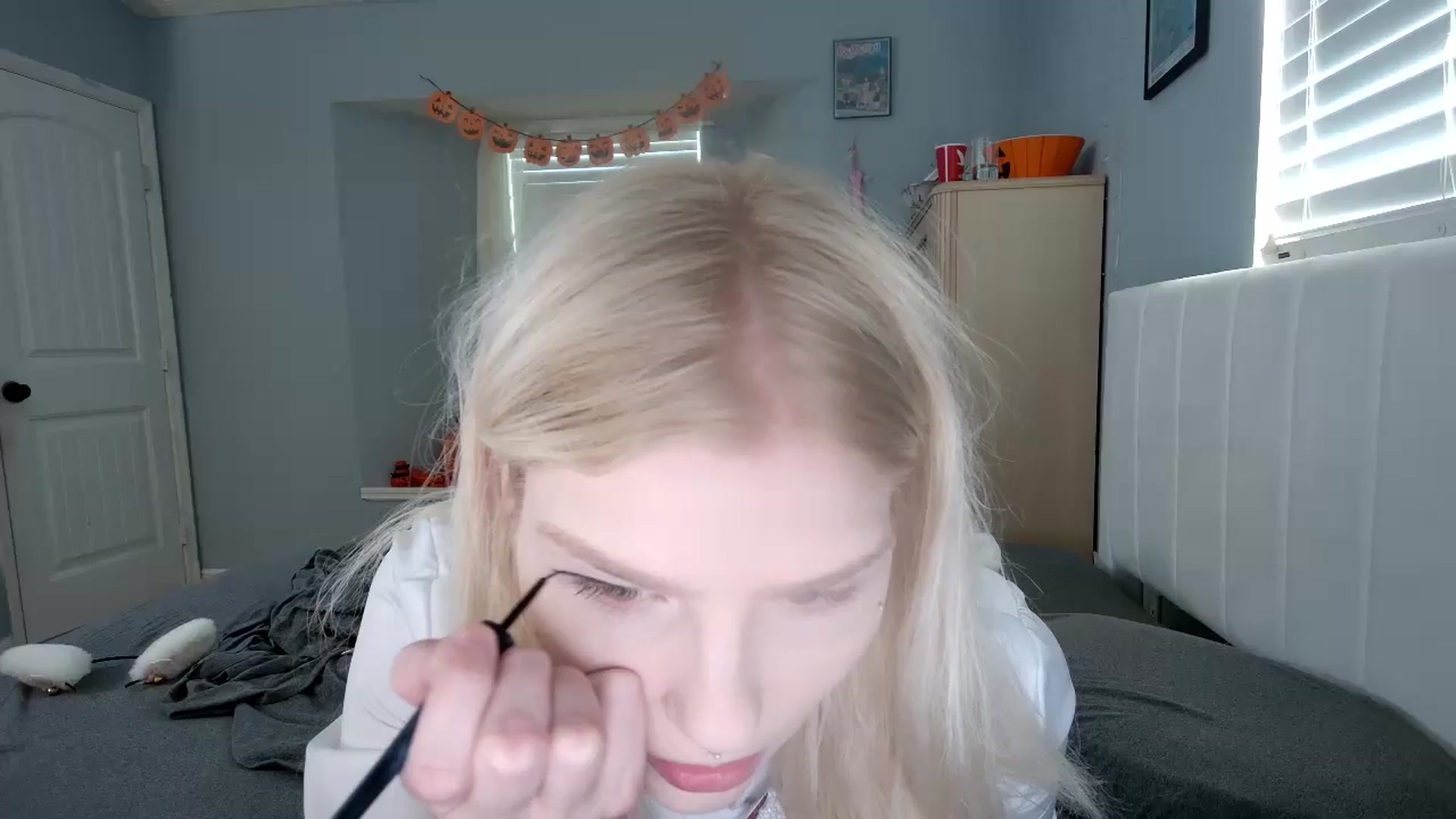 Gallery image thumbnail from DuckChan0's myfreecams stream on, 10/22/2024, 15:41 image 2 of 20