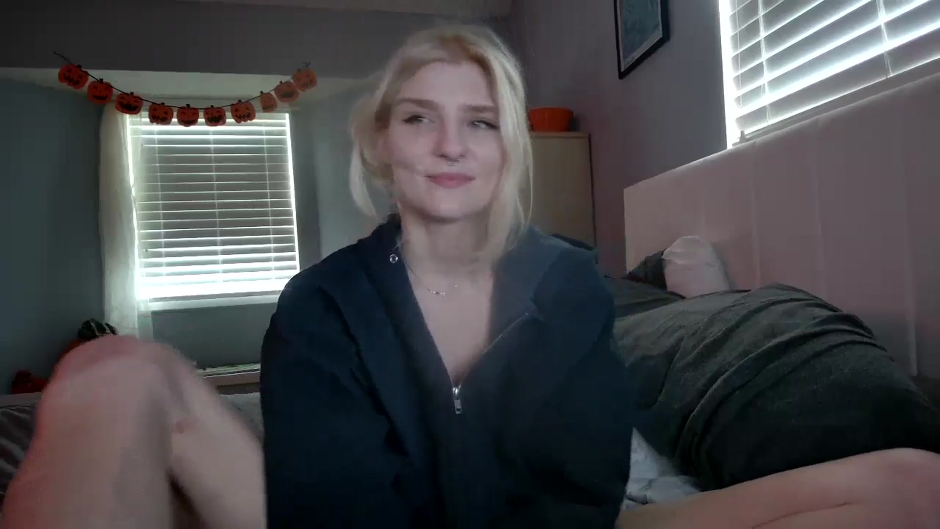 Gallery image thumbnail from DuckChan0's myfreecams stream on, 10/23/2024, 16:55 image 11 of 20