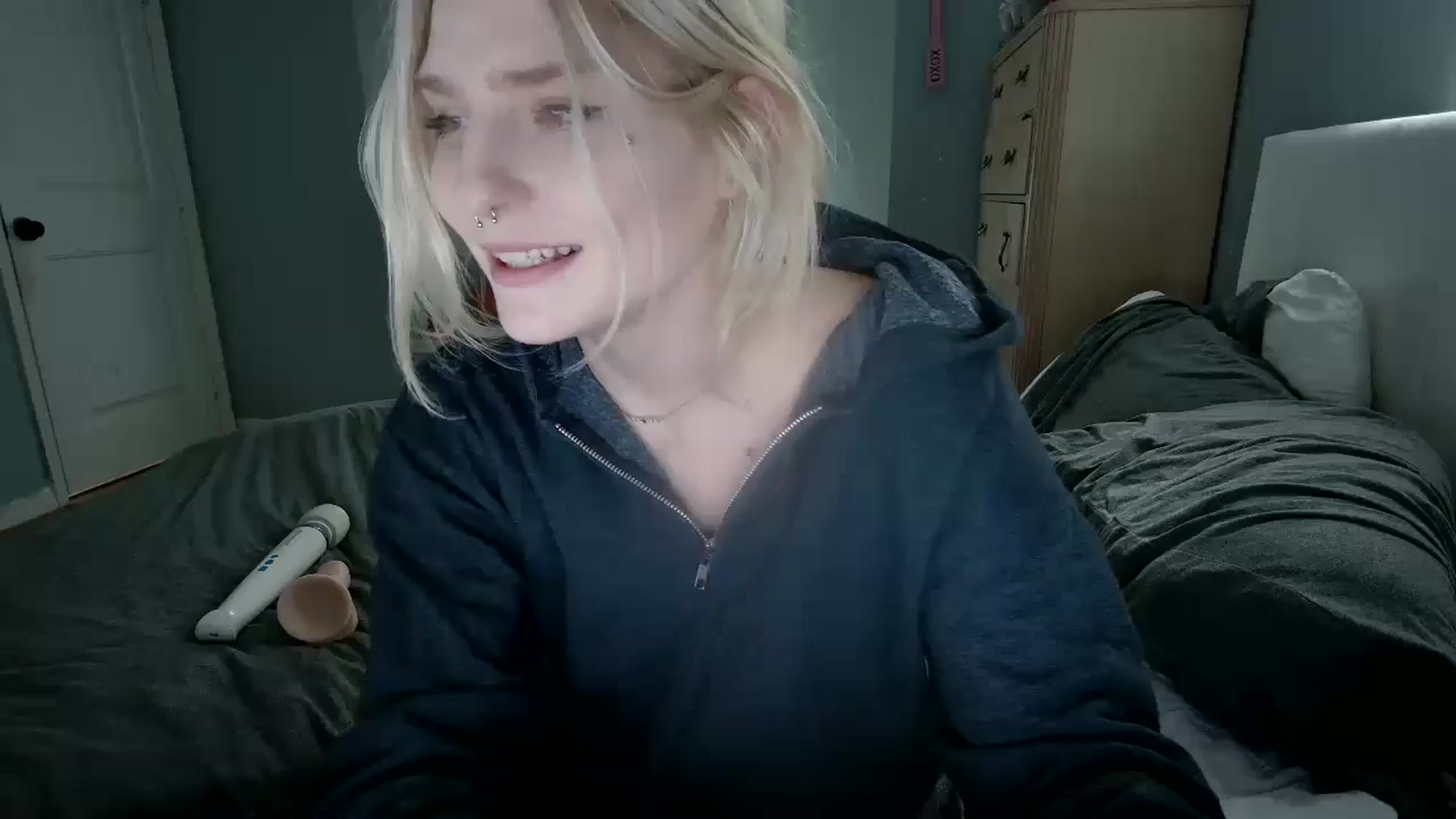 Gallery image thumbnail from DuckChan0's myfreecams stream on, 10/23/2024, 16:55 image 1 of 20