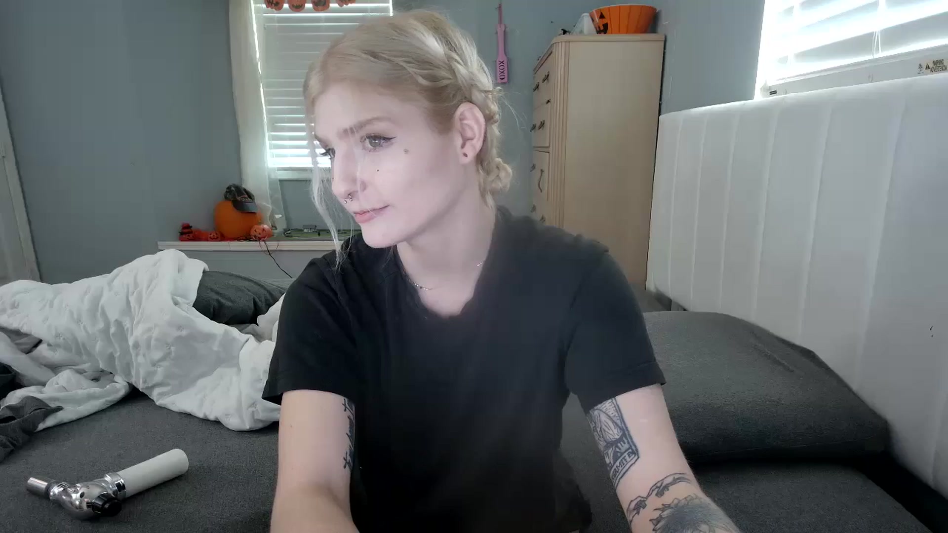 Gallery image thumbnail from DuckChan0's myfreecams stream on, 10/24/2024, 17:02 image 9 of 20