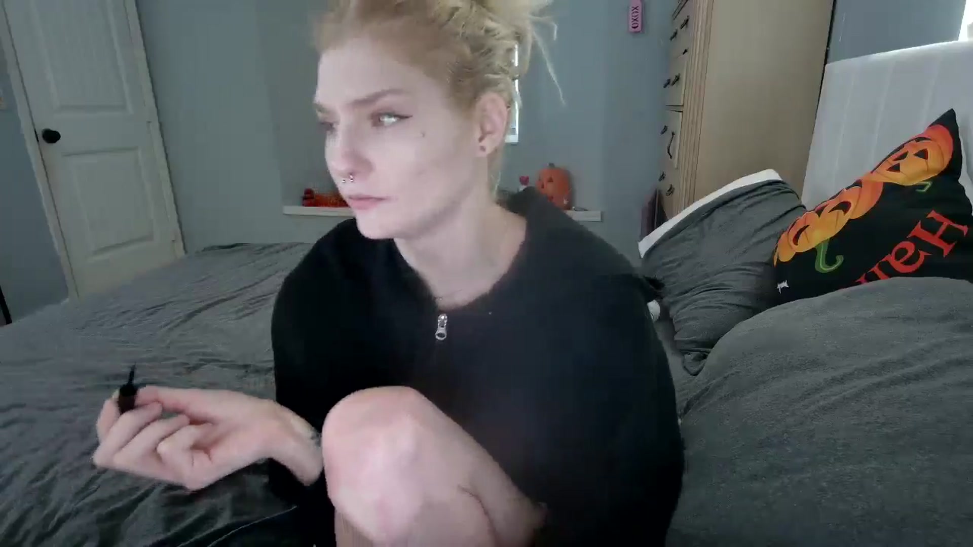 Gallery image thumbnail from DuckChan0's myfreecams stream on, 10/25/2024, 14:31 image 4 of 20