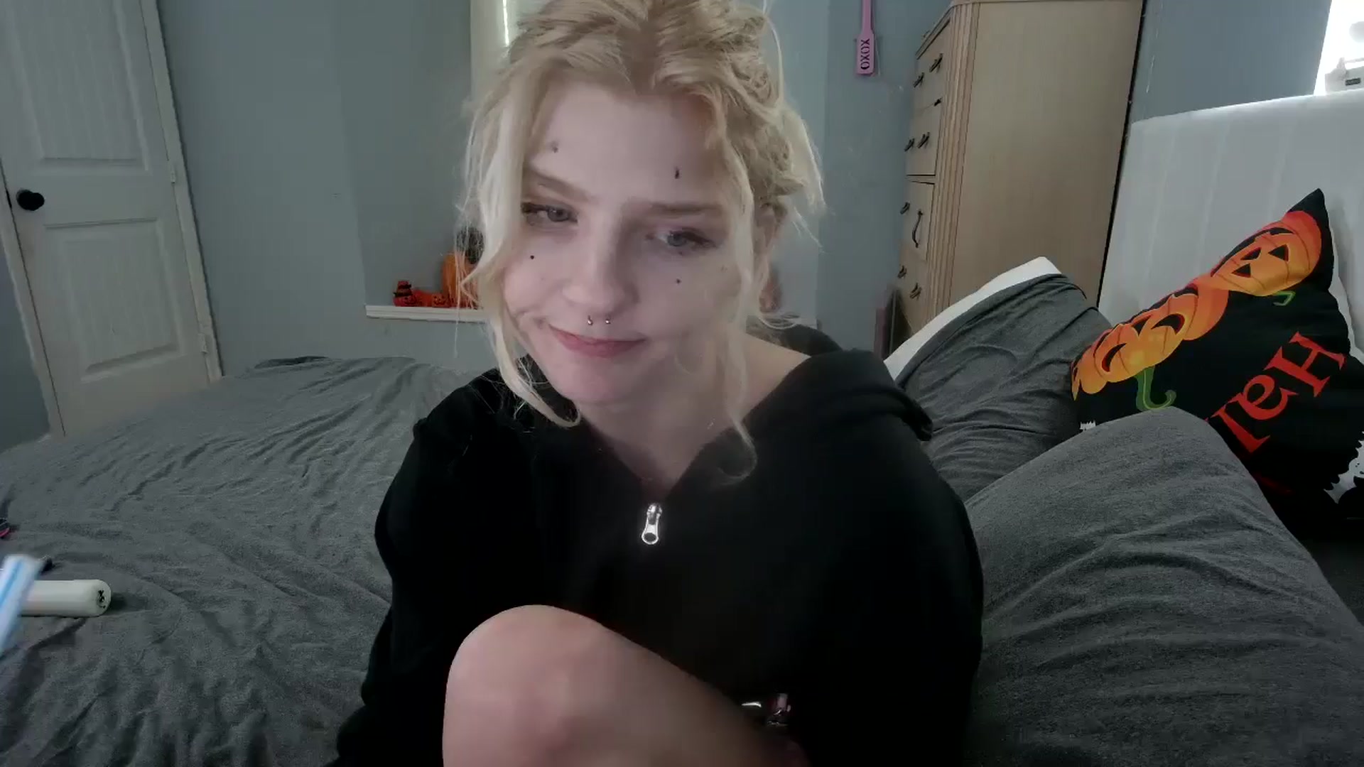 Gallery image thumbnail from DuckChan0's myfreecams stream on, 10/25/2024, 14:47 image 1 of 20