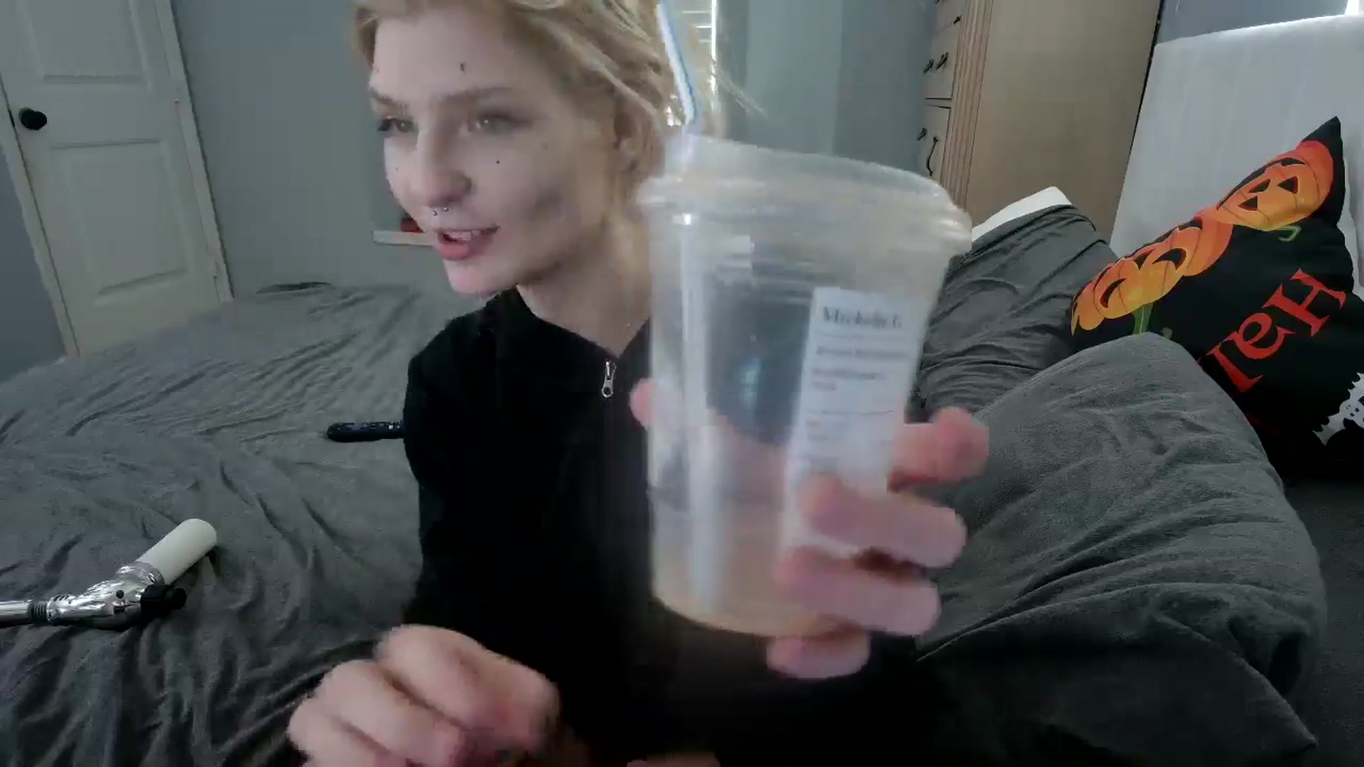 Gallery image thumbnail from DuckChan0's myfreecams stream on, 10/25/2024, 14:47 image 12 of 20