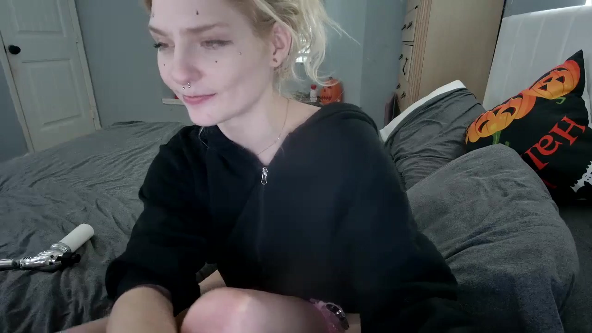 Gallery image thumbnail from DuckChan0's myfreecams stream on, 10/25/2024, 14:47 image 11 of 20