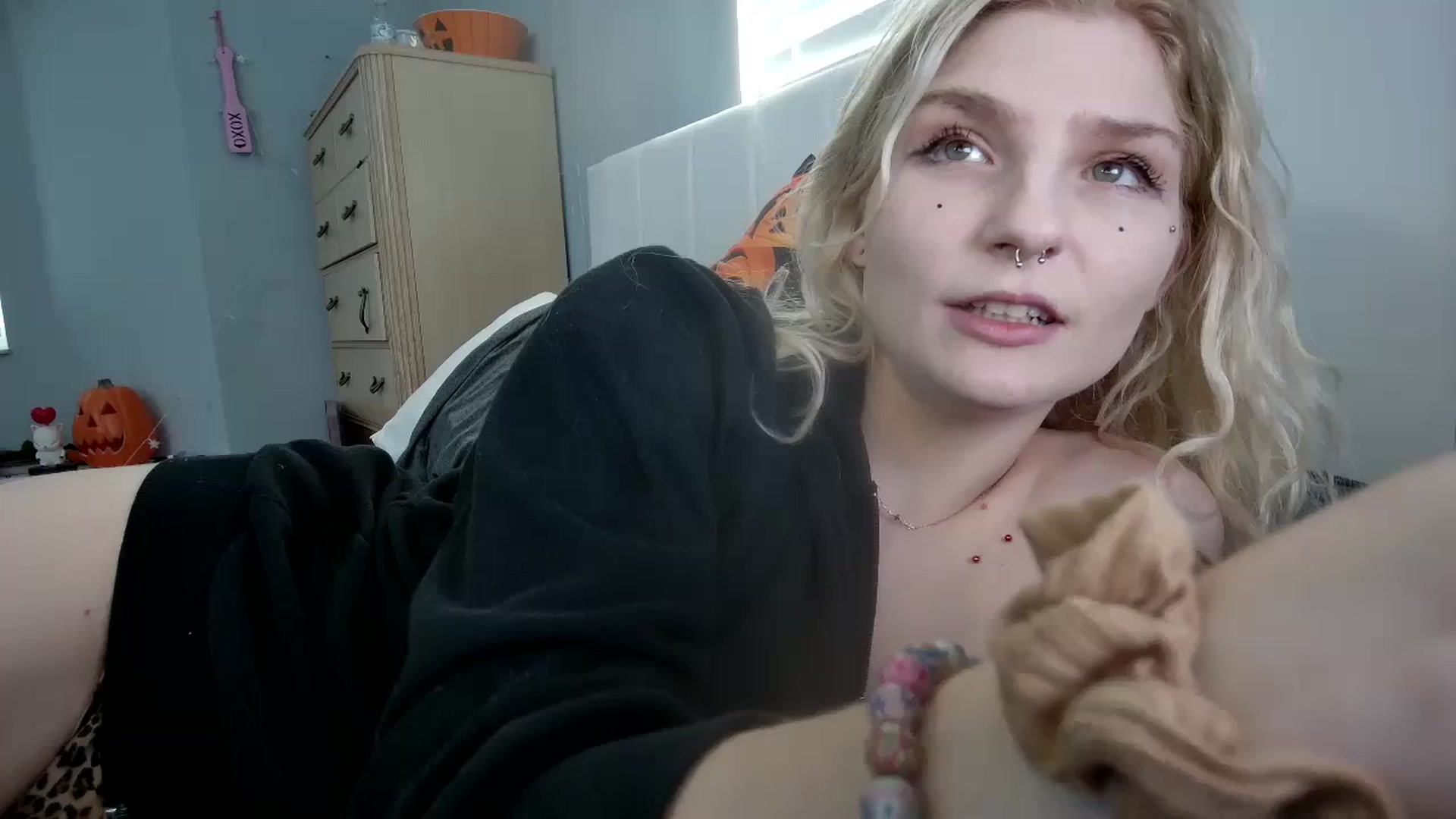 Gallery image thumbnail from DuckChan0's myfreecams stream on, 10/25/2024, 16:03 image 4 of 20