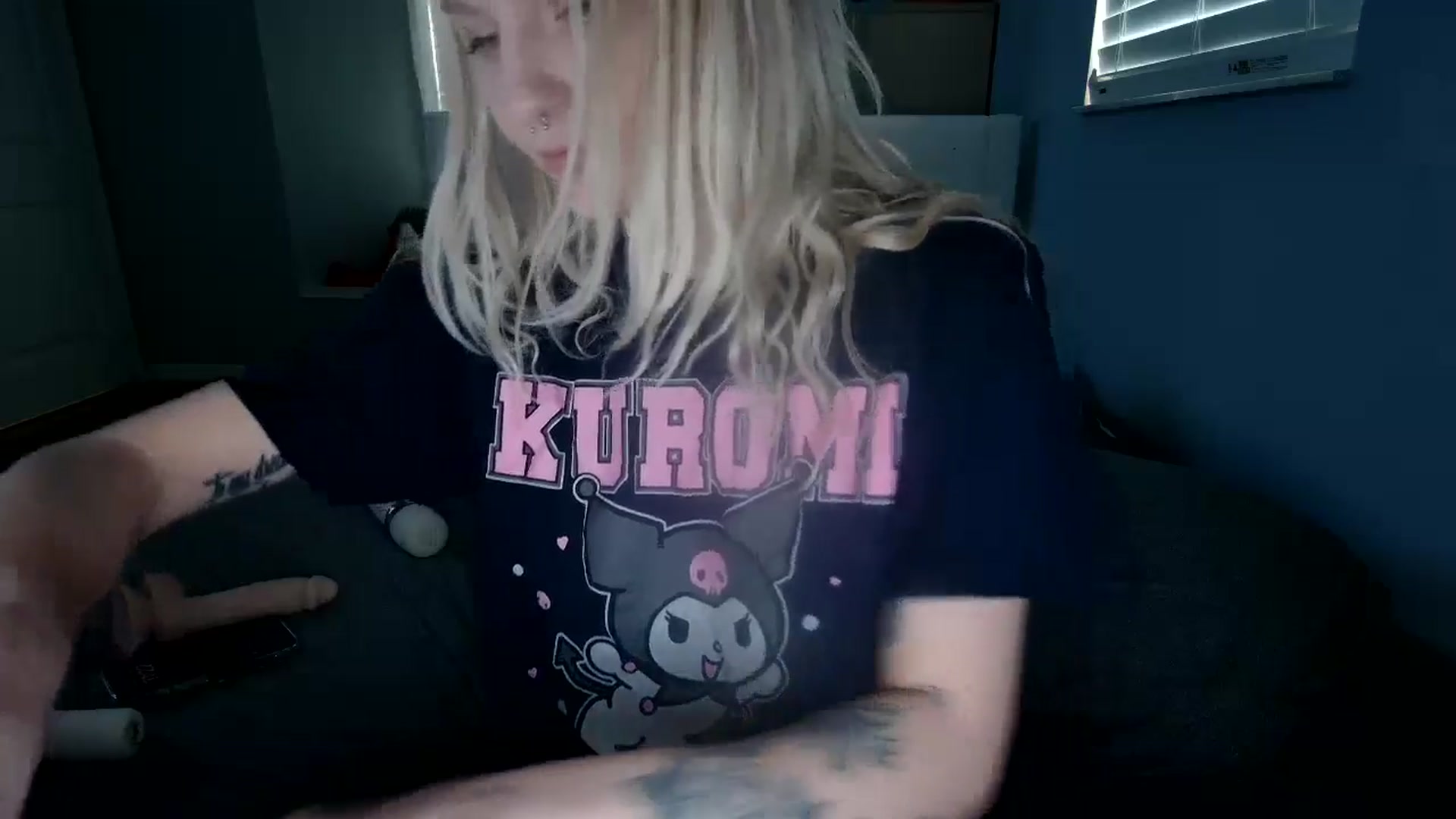 Gallery image thumbnail from DuckChan0's myfreecams stream on, 10/29/2024, 15:29 image 11 of 20