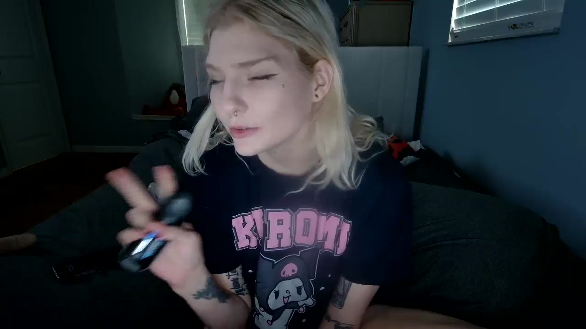 Gallery image thumbnail from DuckChan0's myfreecams stream on, 10/29/2024, 15:29 image 3 of 20