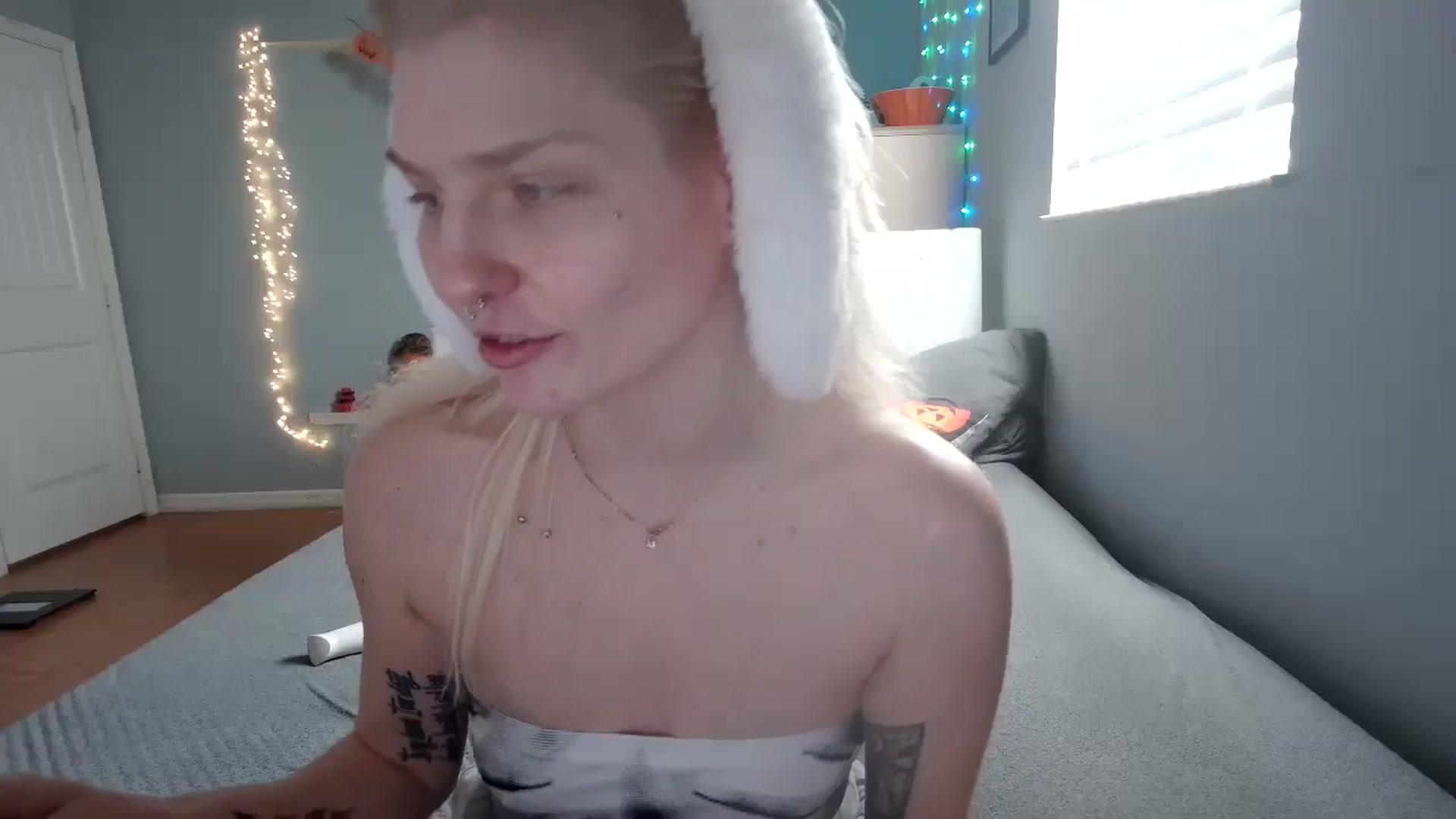 Gallery image thumbnail from DuckChan0's myfreecams stream on, 10/30/2024, 13:22 image 2 of 20