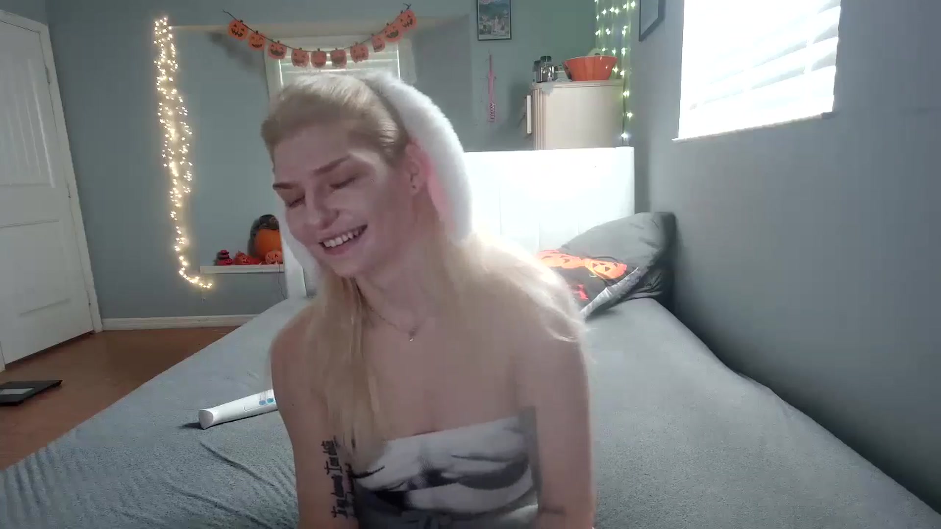 Gallery image thumbnail from DuckChan0's myfreecams stream on, 10/30/2024, 13:22 image 5 of 20