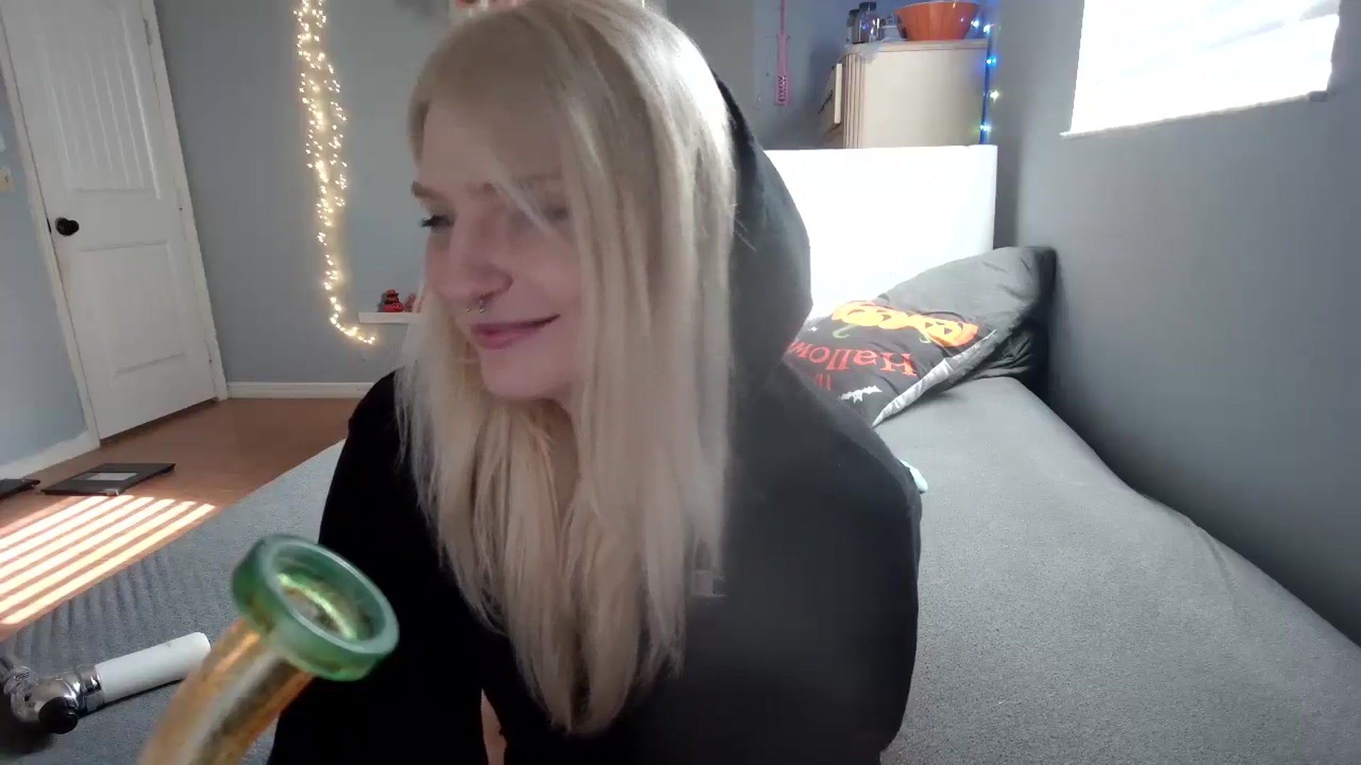 Gallery image thumbnail from DuckChan0's myfreecams stream on, 10/30/2024, 14:36 image 3 of 20