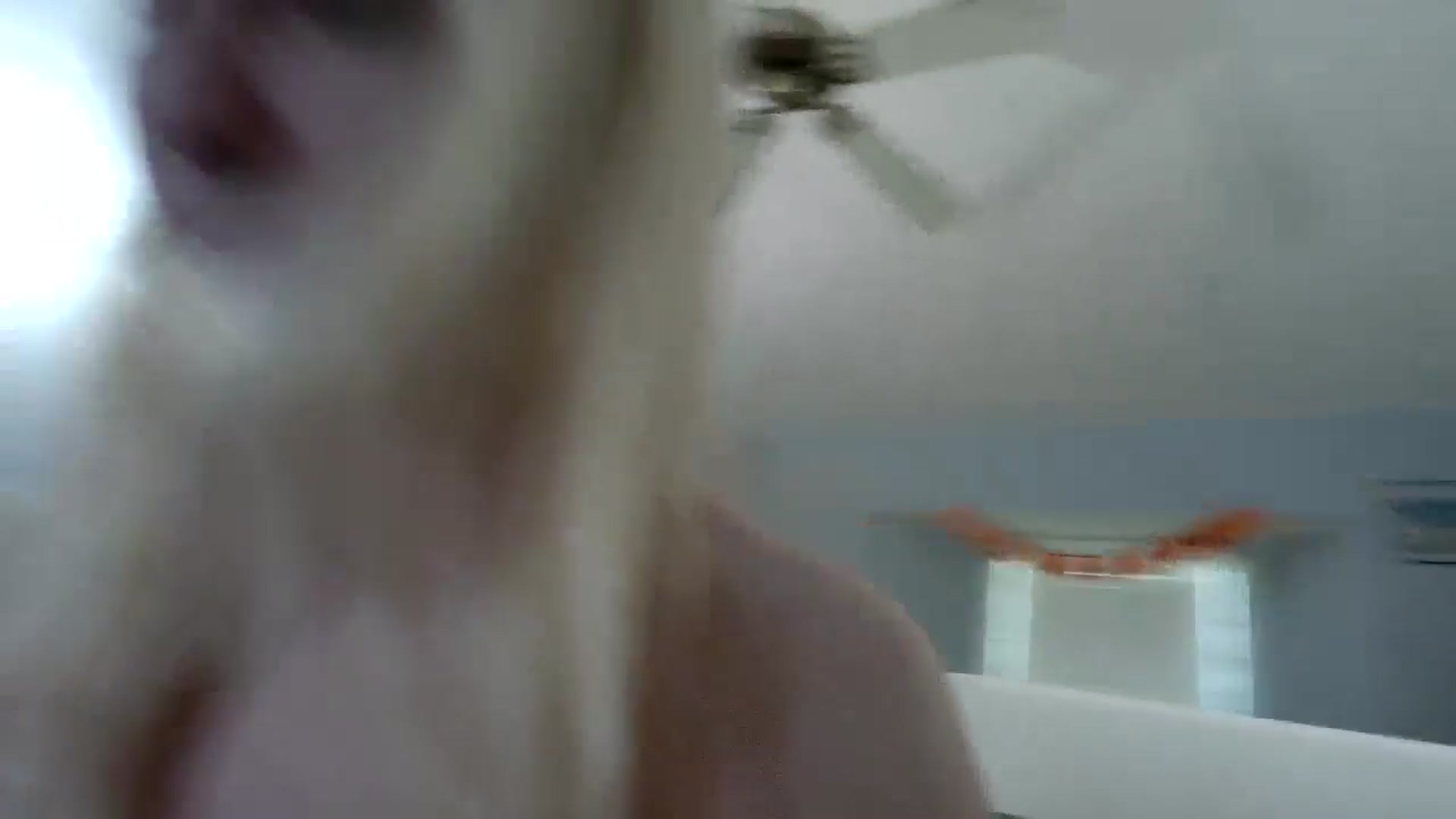 Gallery image thumbnail from DuckChan0's myfreecams stream on, 10/31/2024, 13:35 image 8 of 20