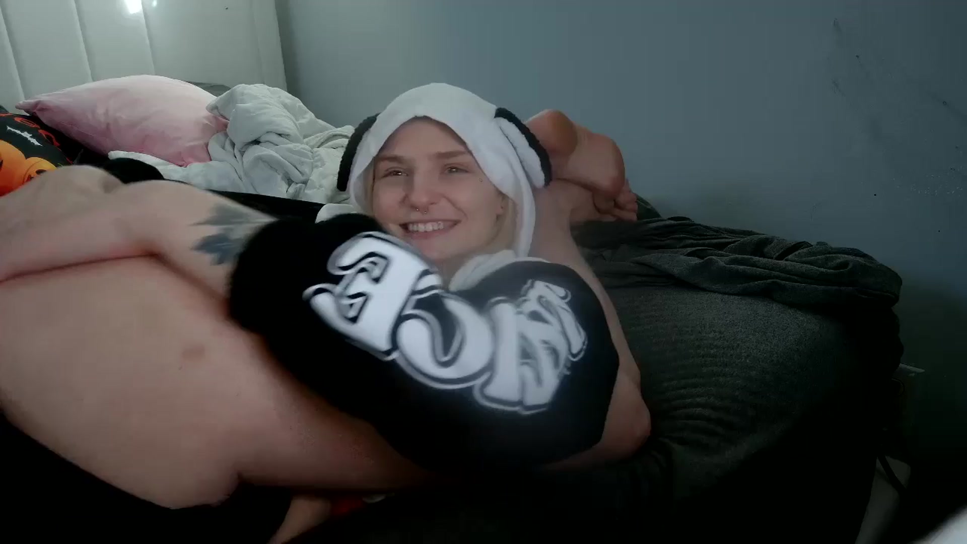 Gallery image thumbnail from DuckChan0's myfreecams stream on, 10/31/2024, 15:49 image 18 of 20