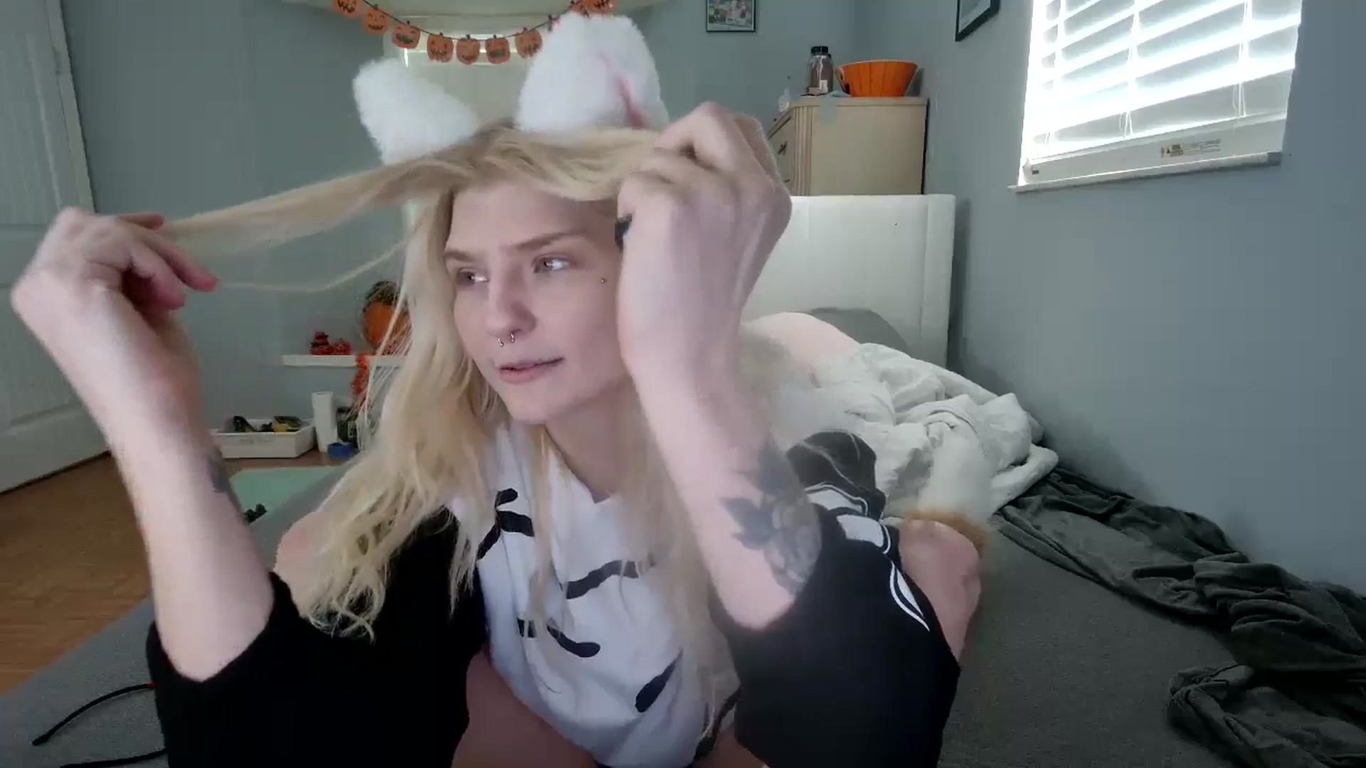 Gallery image thumbnail from DuckChan0's myfreecams stream on, 10/31/2024, 15:49 image 3 of 20