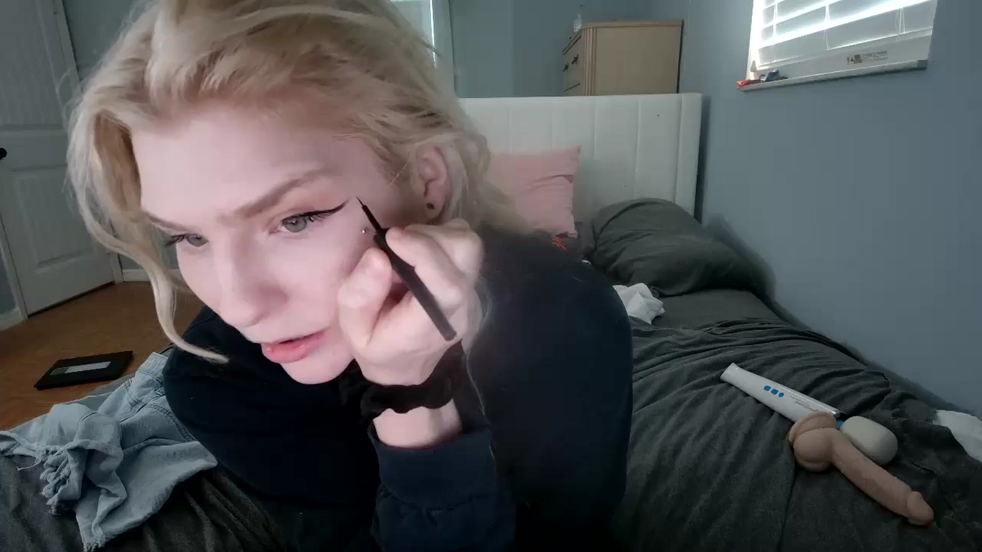 Gallery image thumbnail from DuckChan0's myfreecams stream on, 11/01/2024, 13:52 image 5 of 20