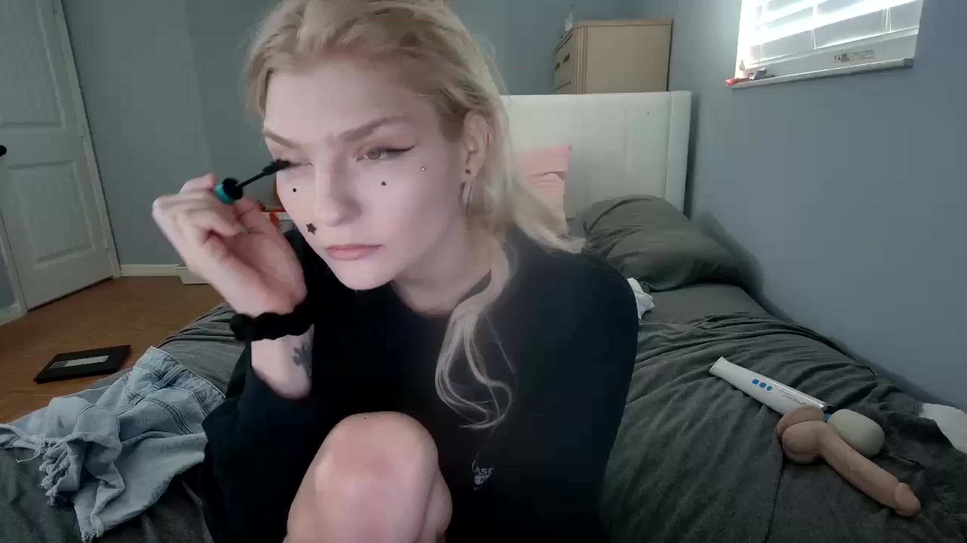 Gallery image thumbnail from DuckChan0's myfreecams stream on, 11/01/2024, 13:52 image 6 of 20