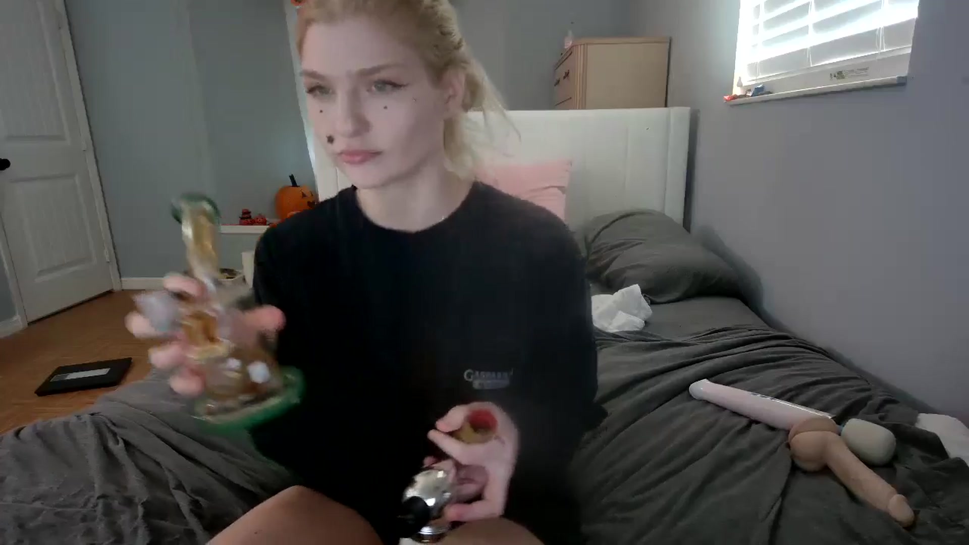 Gallery image thumbnail from DuckChan0's myfreecams stream on, 11/01/2024, 13:52 image 17 of 20
