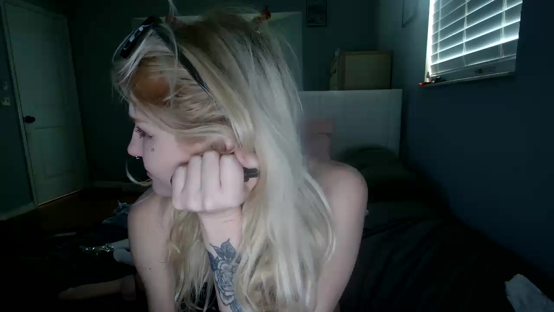 Gallery image thumbnail from DuckChan0's myfreecams stream on, 11/01/2024, 15:26 image 6 of 20