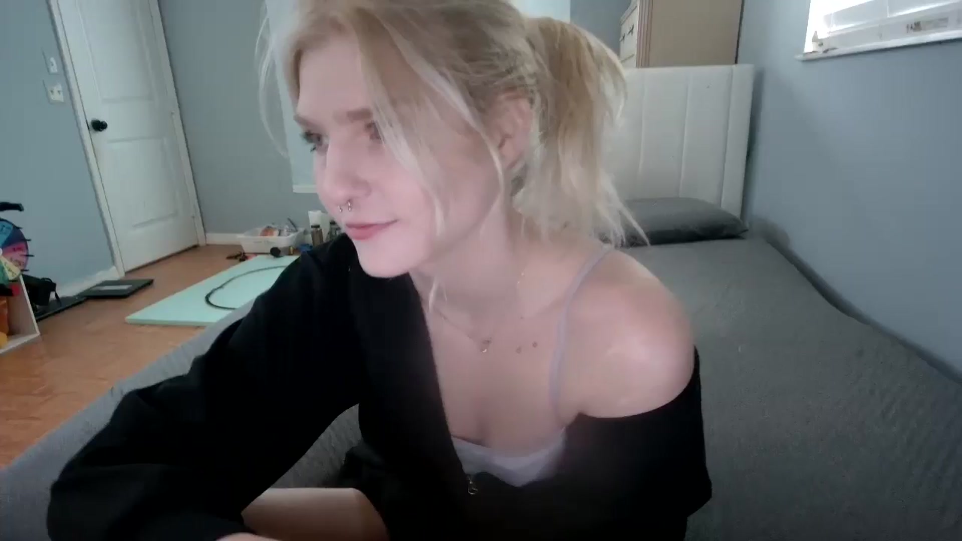 Gallery image thumbnail from DuckChan0's myfreecams stream on, 11/02/2024, 17:12 image 1 of 20