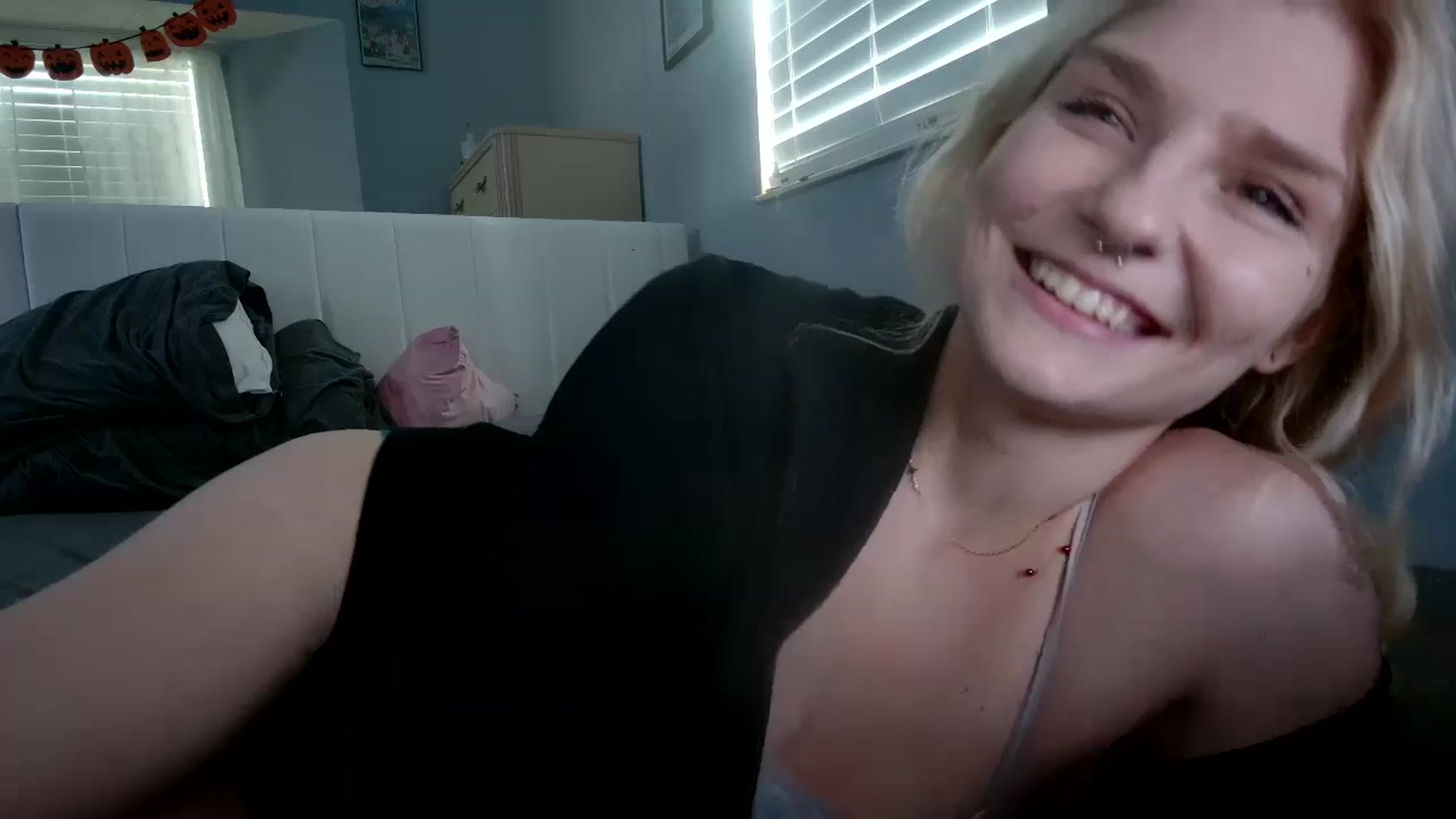 Gallery image thumbnail from DuckChan0's myfreecams stream on, 11/02/2024, 17:40 image 7 of 20
