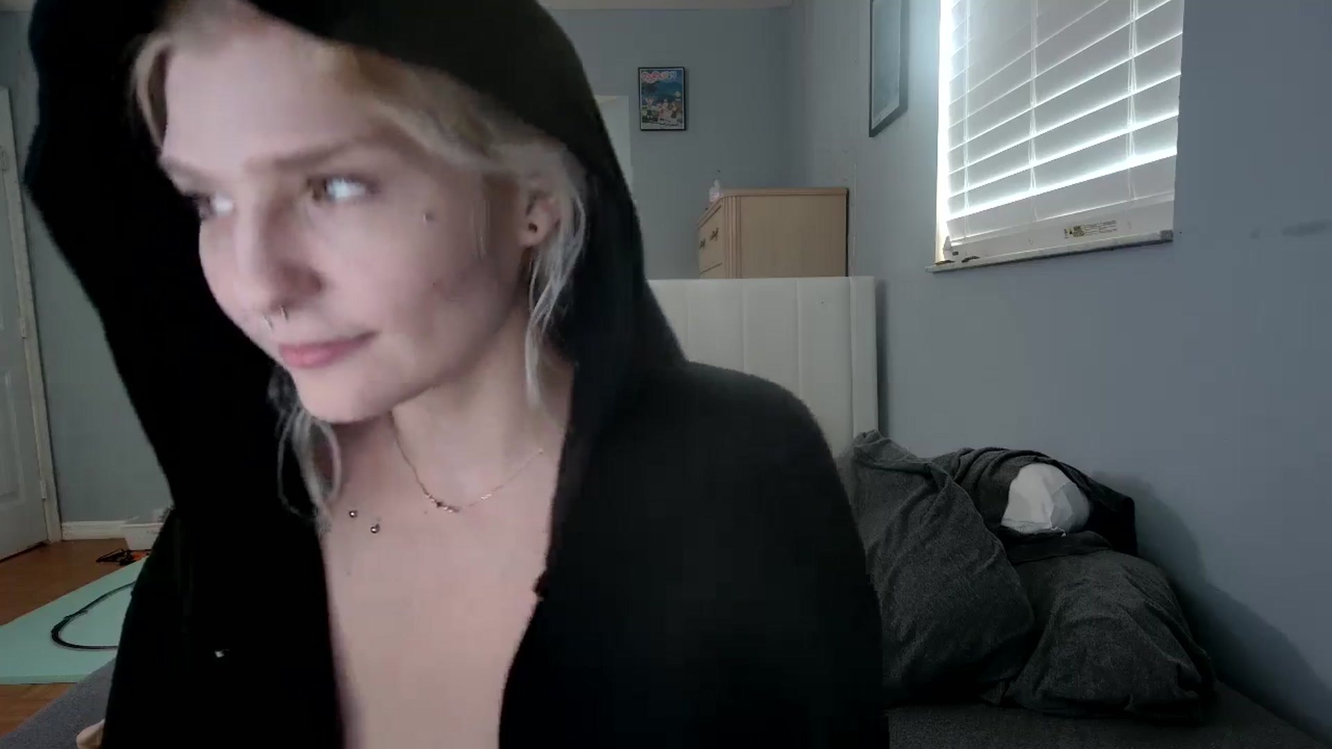 Gallery image thumbnail from DuckChan0's myfreecams stream on, 11/02/2024, 18:20 image 17 of 20