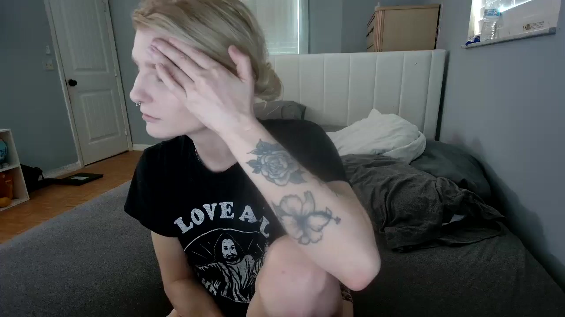 Gallery image thumbnail from DuckChan0's myfreecams stream on, 11/06/2024, 14:34 image 1 of 20