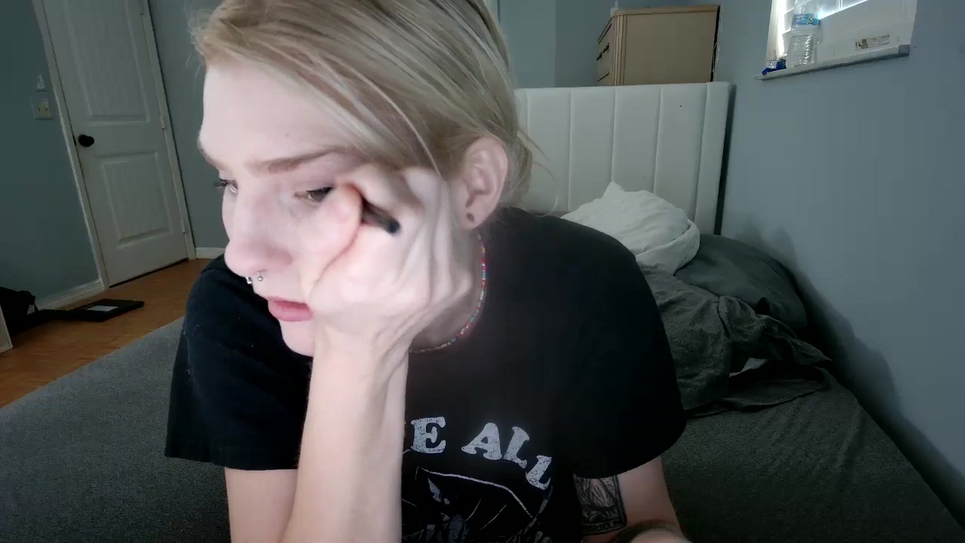 Gallery image thumbnail from DuckChan0's myfreecams stream on, 11/06/2024, 14:34 image 9 of 20