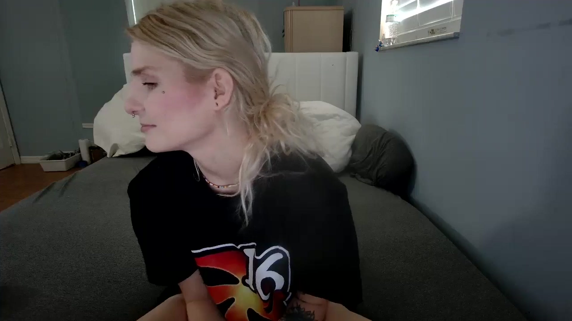 Gallery image thumbnail from DuckChan0's myfreecams stream on, 11/08/2024, 15:45 image 5 of 20