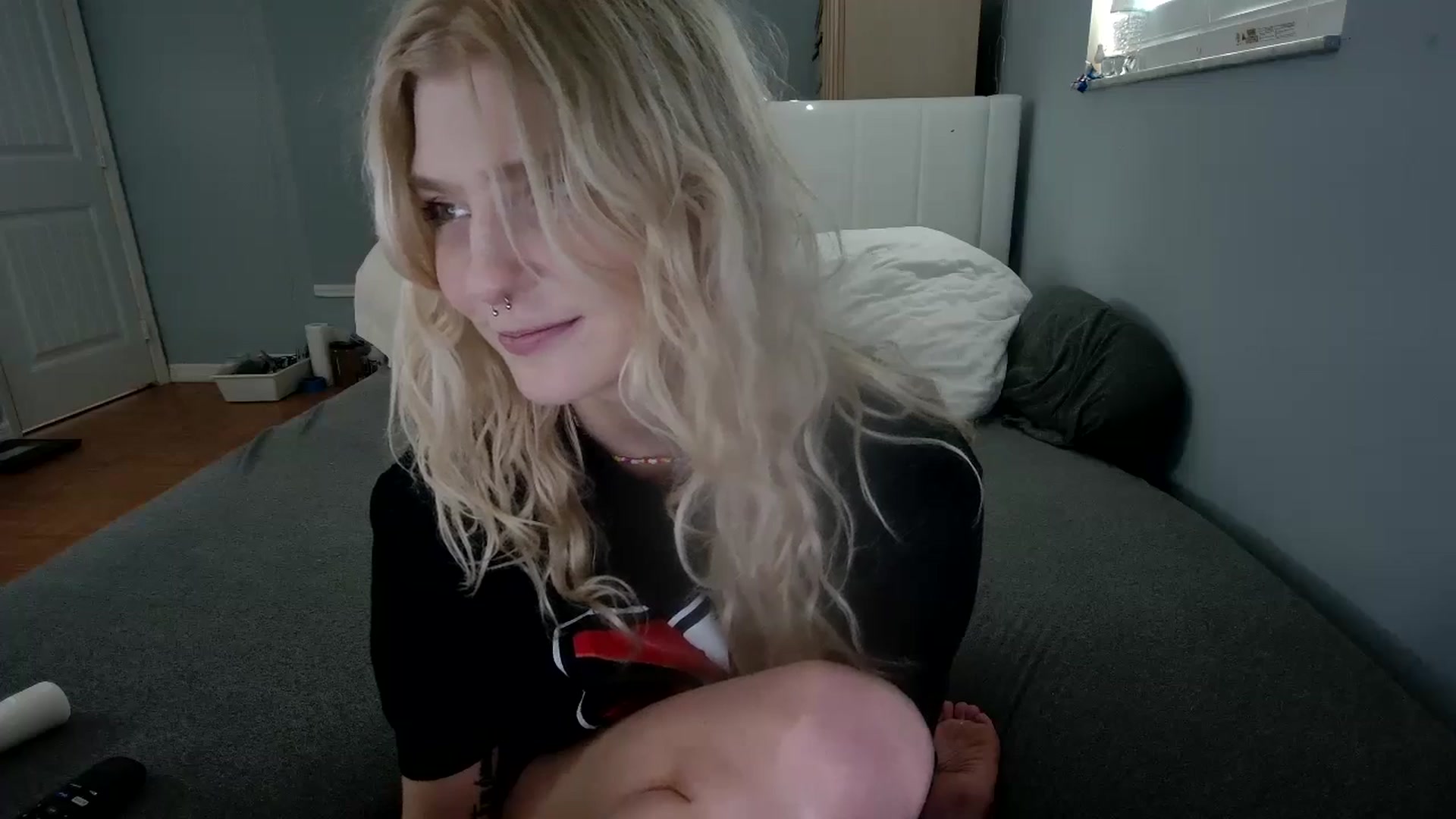 Gallery image thumbnail from DuckChan0's myfreecams stream on, 11/08/2024, 15:45 image 19 of 20