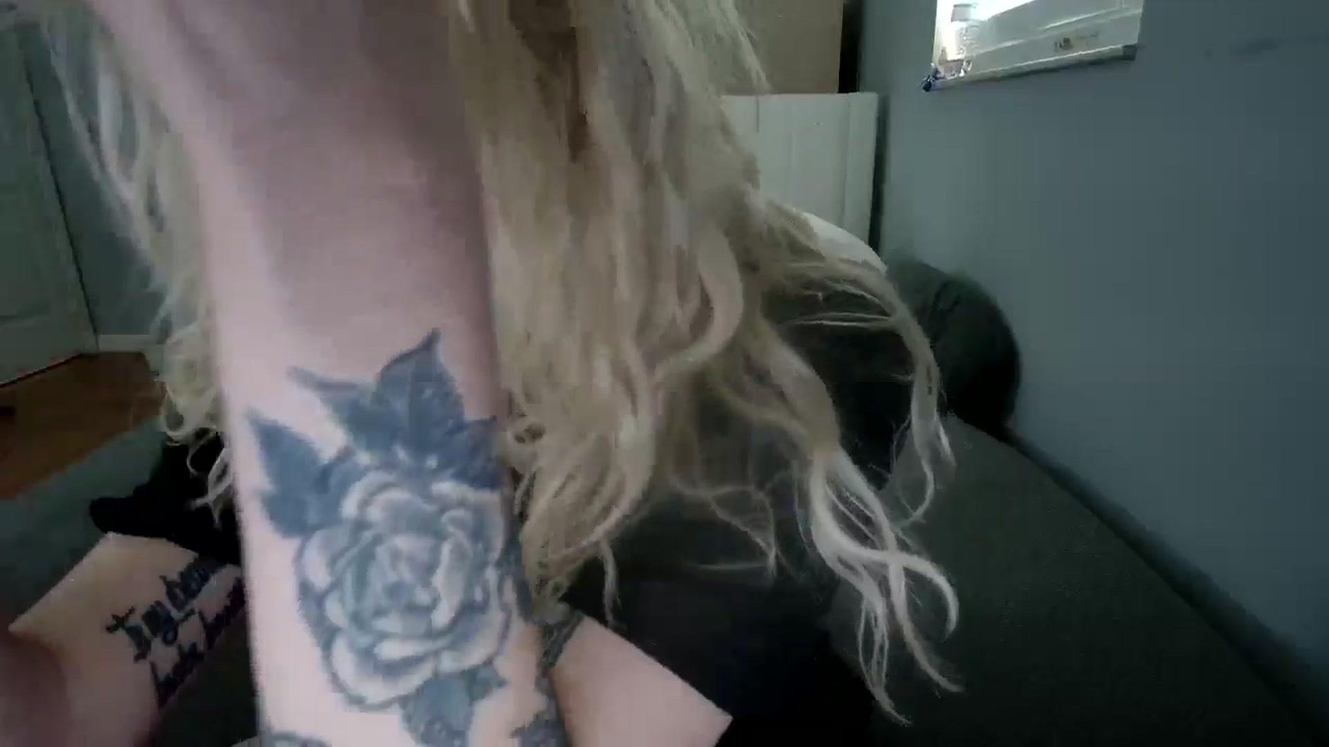 Gallery image thumbnail from DuckChan0's myfreecams stream on, 11/08/2024, 15:45 image 16 of 20
