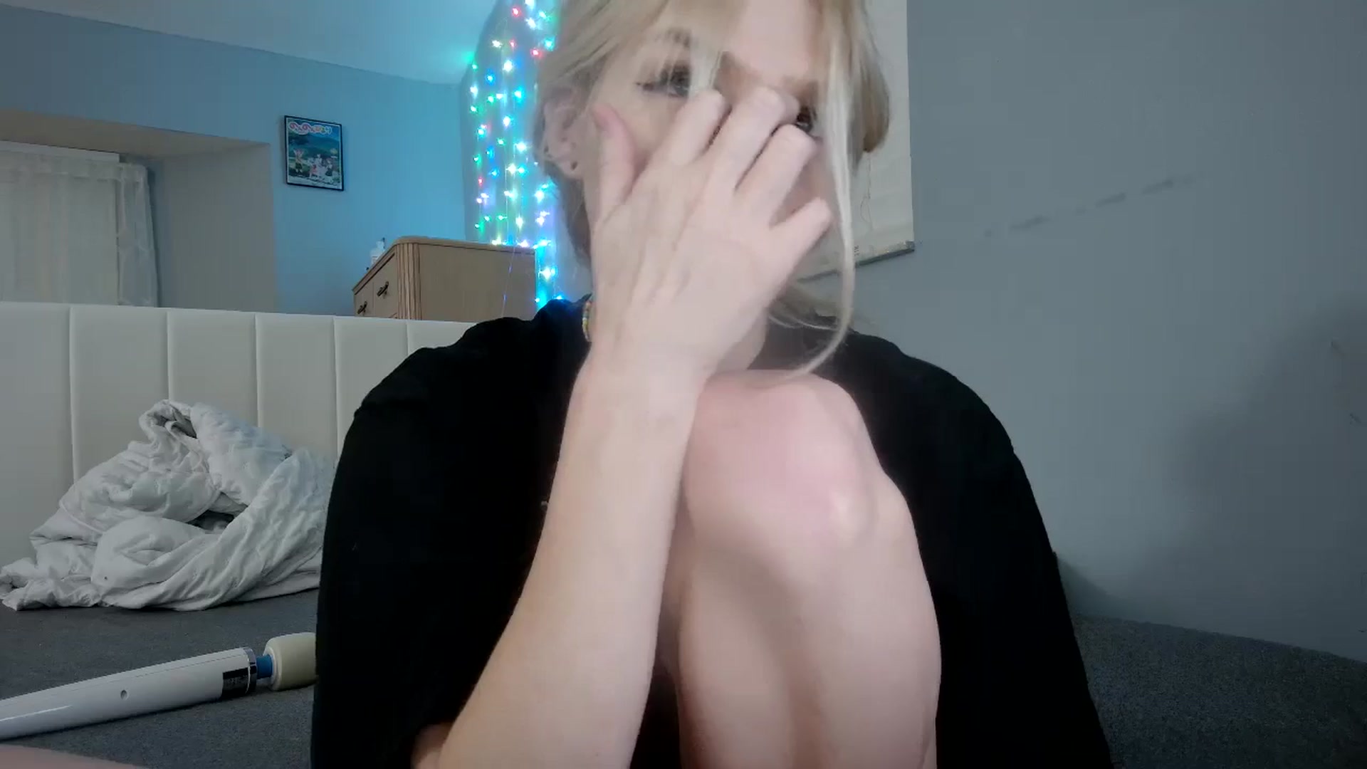 Gallery image thumbnail from DuckChan0's myfreecams stream on, 11/10/2024, 24:30 image 12 of 20