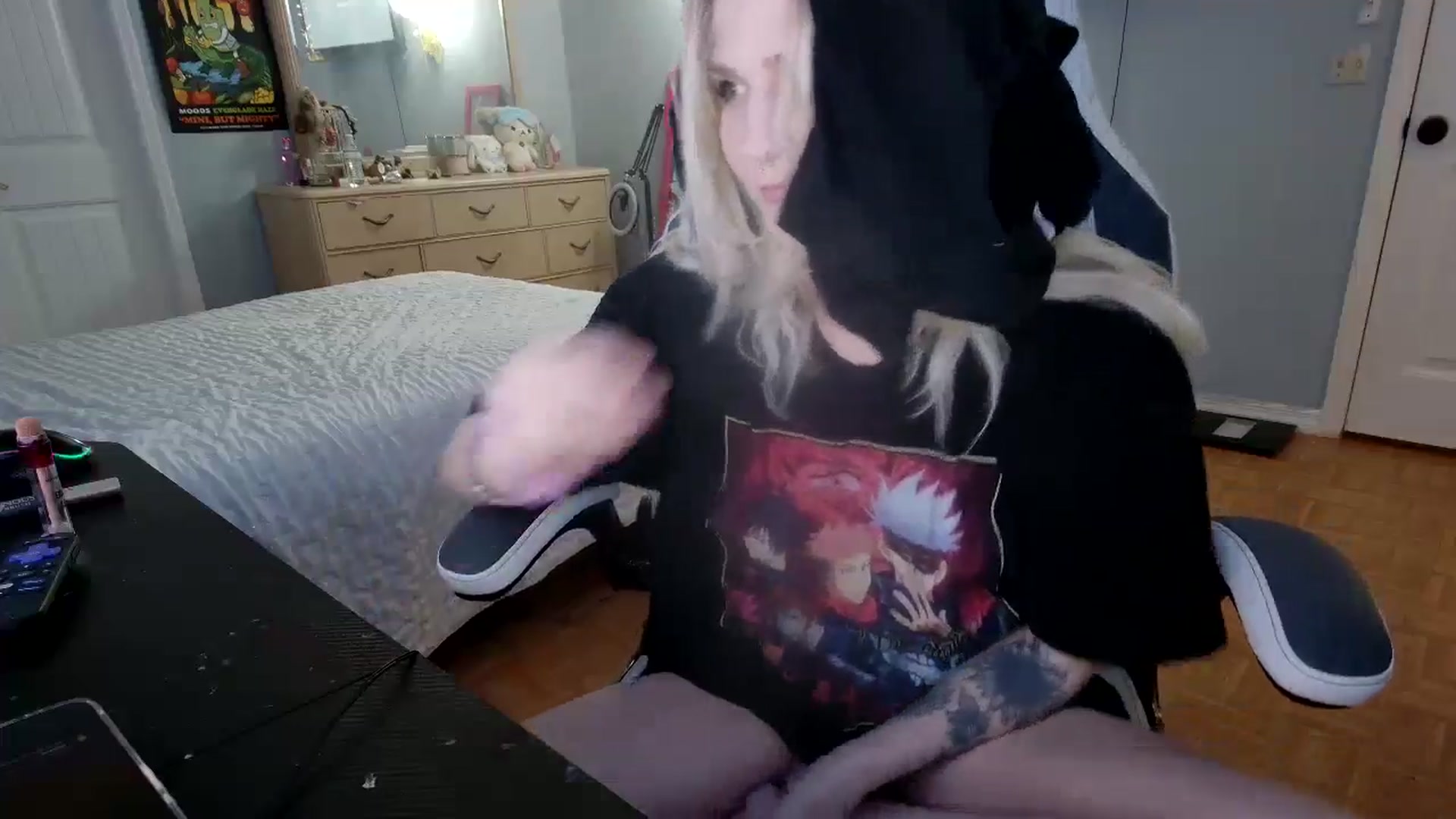 Gallery image thumbnail from DuckChan0's myfreecams stream on, 11/10/2024, 22:44 image 2 of 20