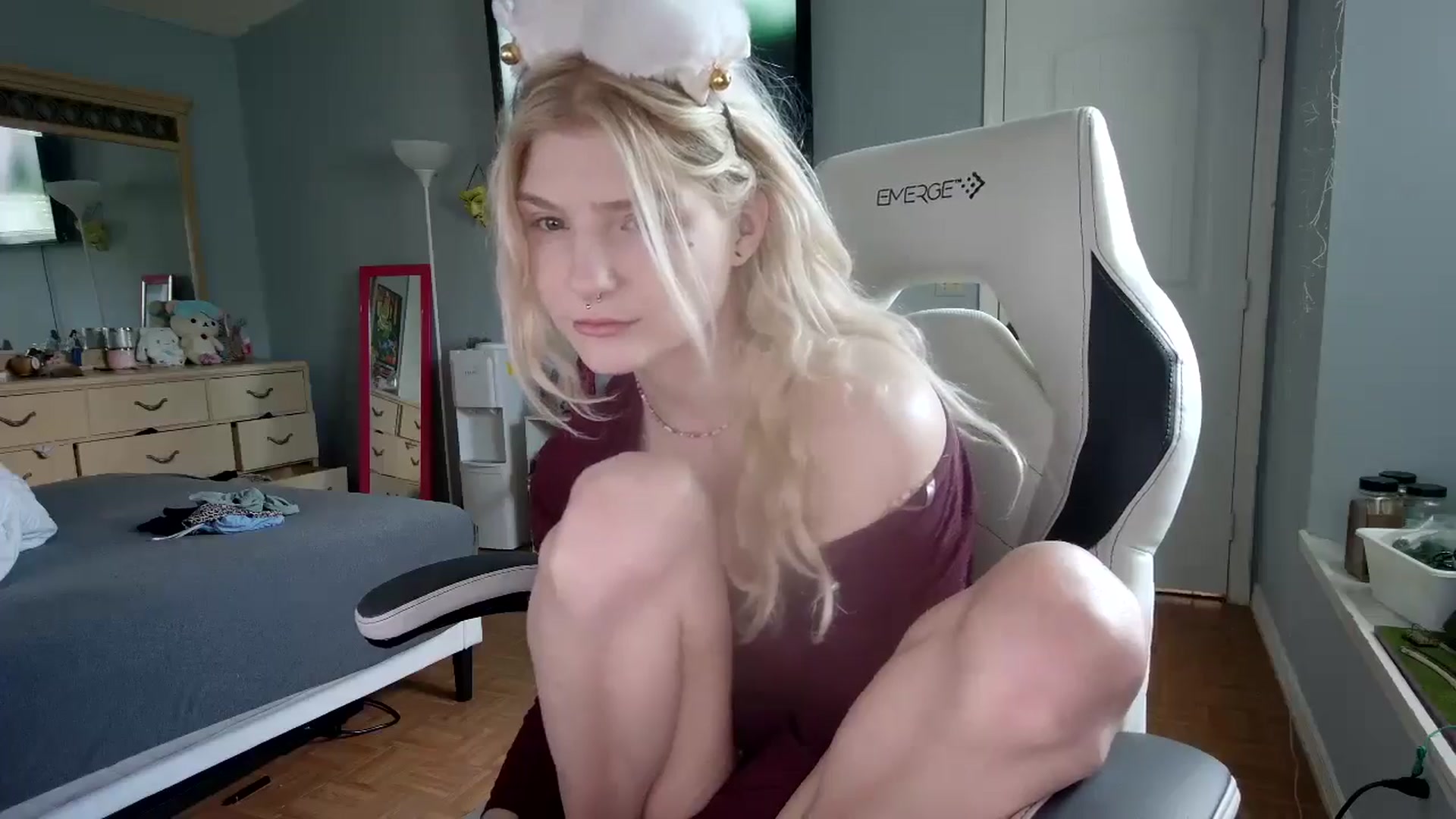 Gallery image thumbnail from DuckChan0's myfreecams stream on, 11/13/2024, 13:34 image 11 of 20