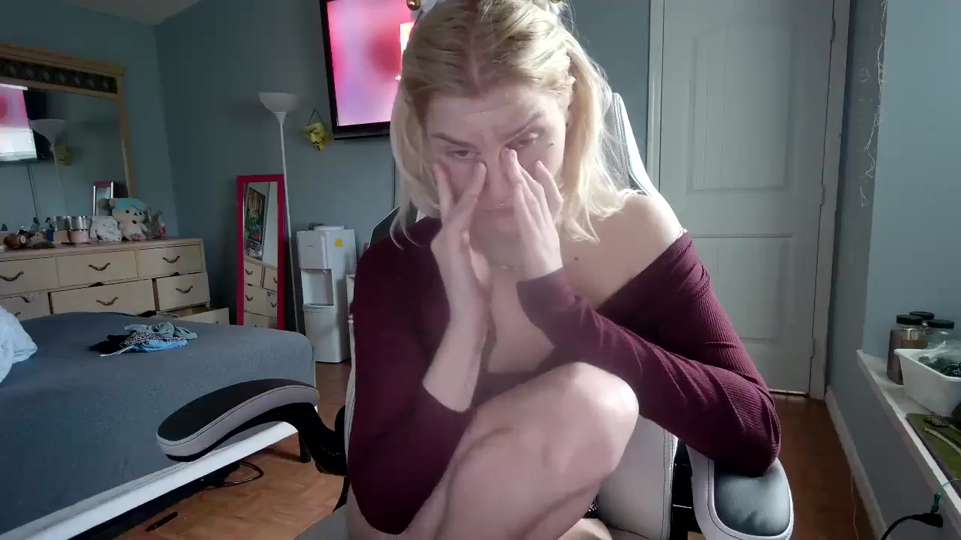 Gallery image thumbnail from DuckChan0's myfreecams stream on, 11/13/2024, 13:34 image 8 of 20