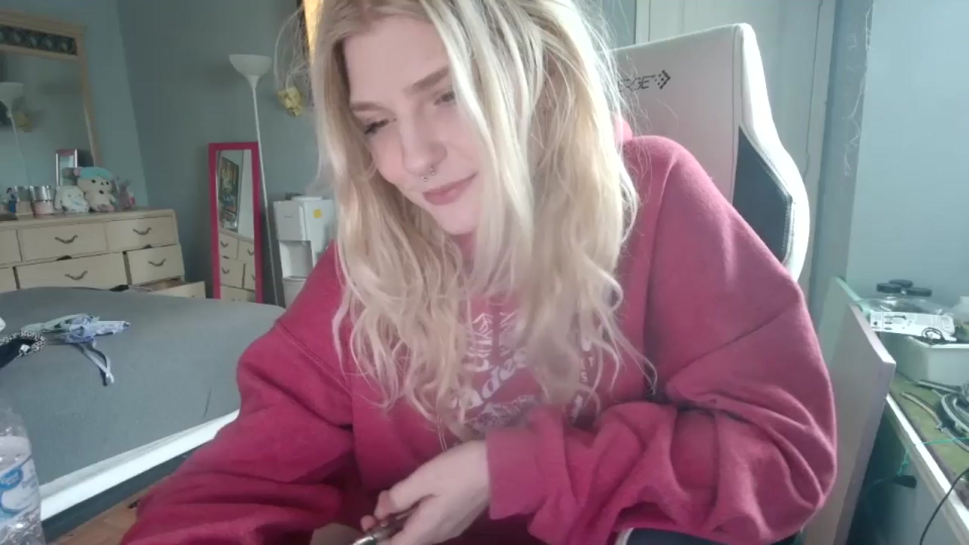 Gallery image thumbnail from DuckChan0's myfreecams stream on, 11/13/2024, 16:41 image 1 of 20