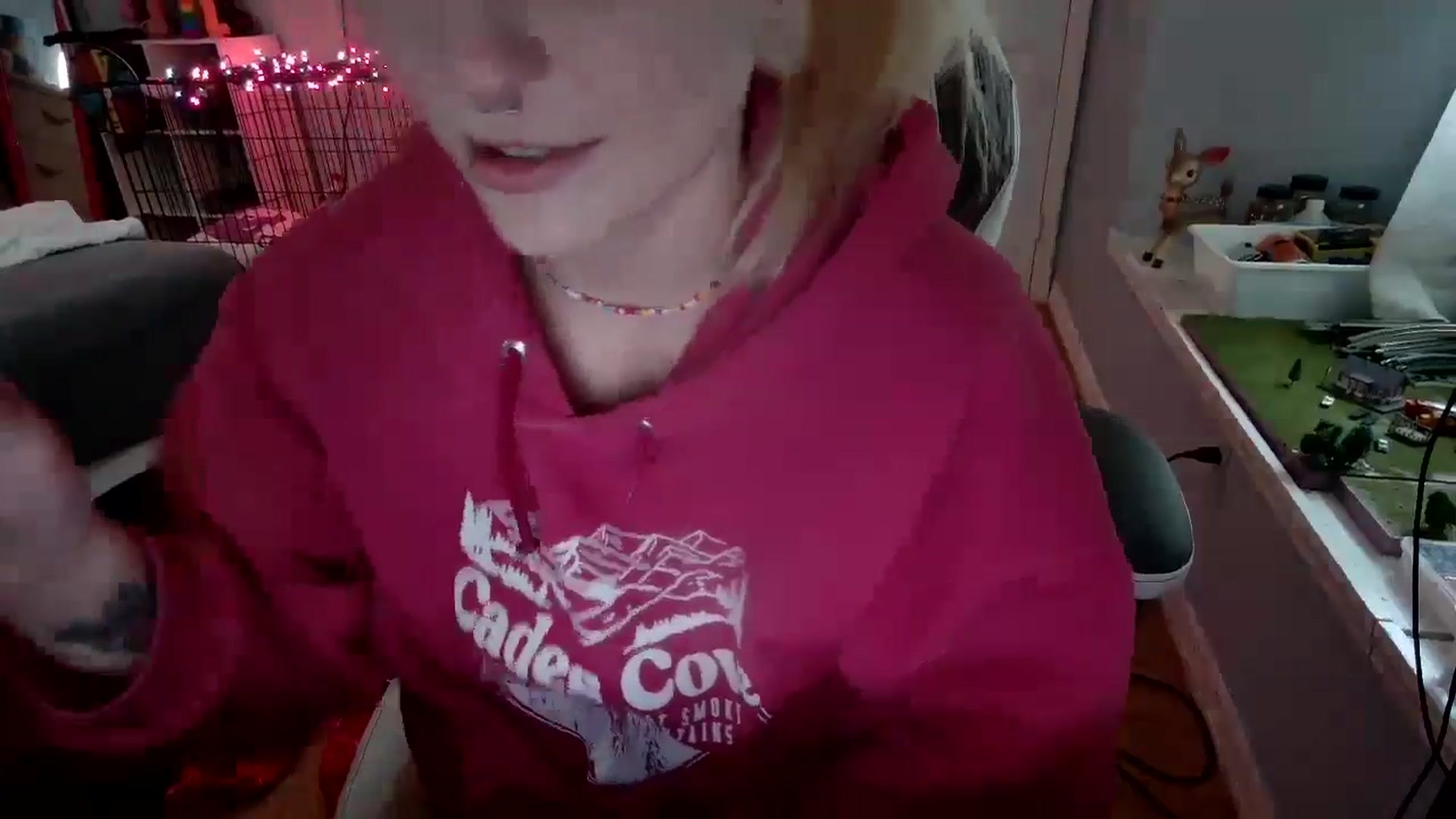 Gallery image thumbnail from DuckChan0's myfreecams stream on, 11/14/2024, 15:59 image 13 of 20