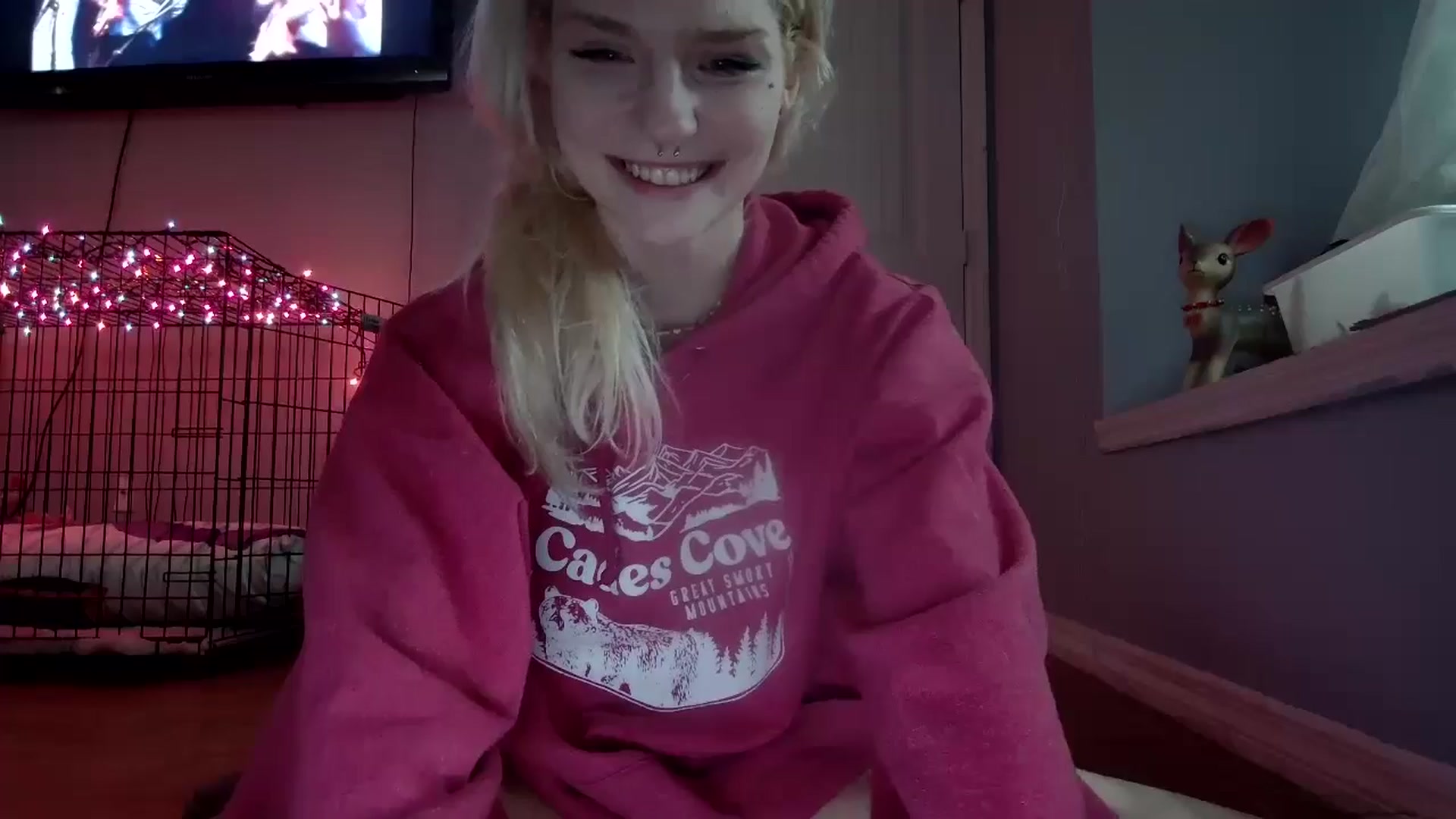 Gallery image thumbnail from DuckChan0's myfreecams stream on, 11/14/2024, 17:48 image 17 of 20