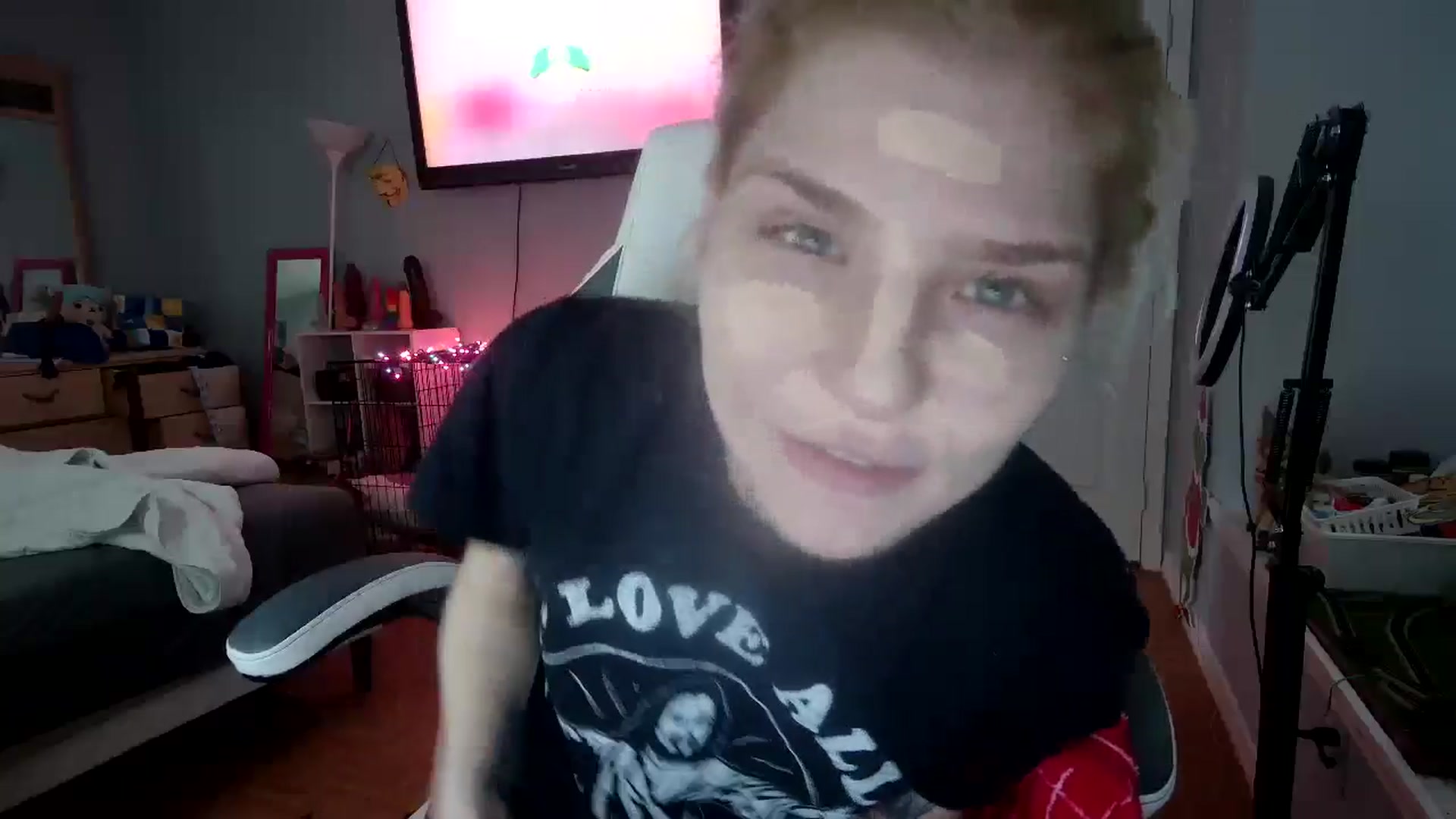 Gallery image thumbnail from DuckChan0's myfreecams stream on, 11/19/2024, 15:21 image 2 of 20