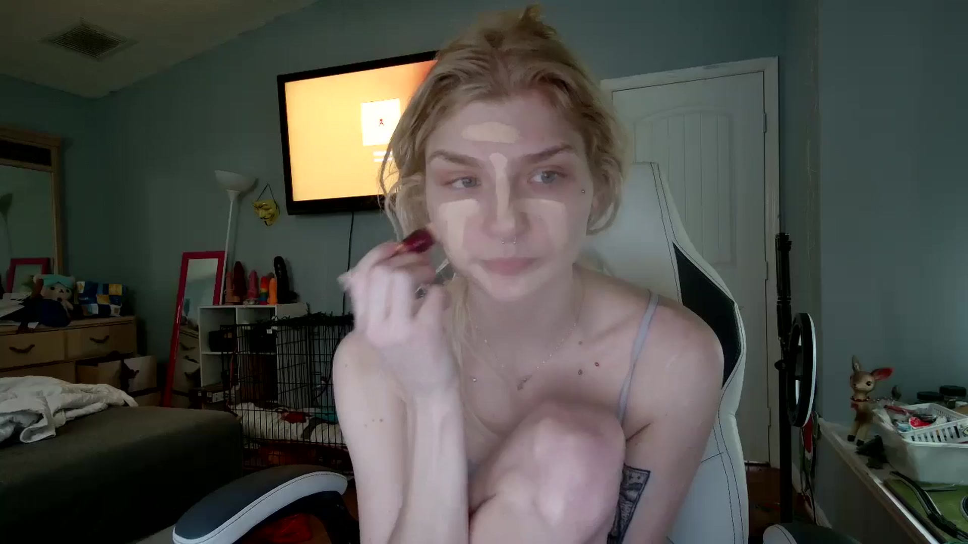 Gallery image thumbnail from DuckChan0's myfreecams stream on, 11/20/2024, 14:03 image 2 of 20