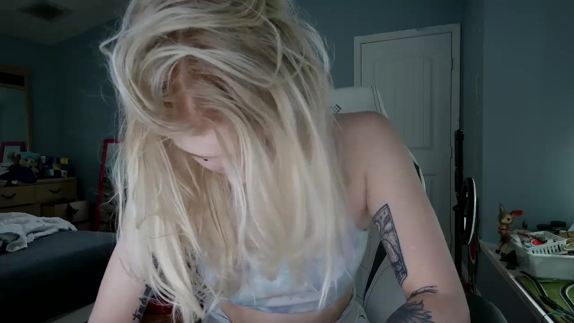 Gallery image thumbnail from DuckChan0's myfreecams stream on, 11/20/2024, 14:34 image 16 of 20