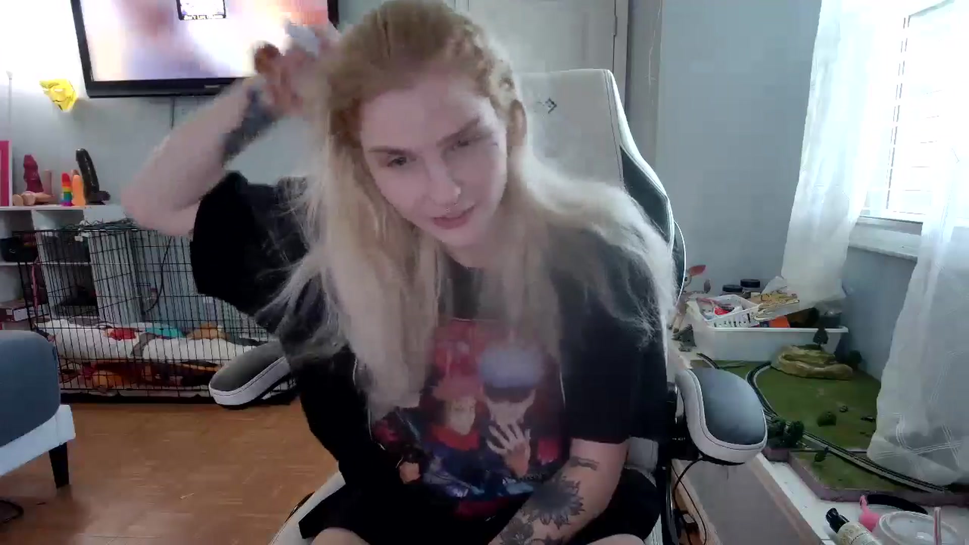 Gallery image thumbnail from DuckChan0's myfreecams stream on, 11/21/2024, 16:21 image 8 of 20