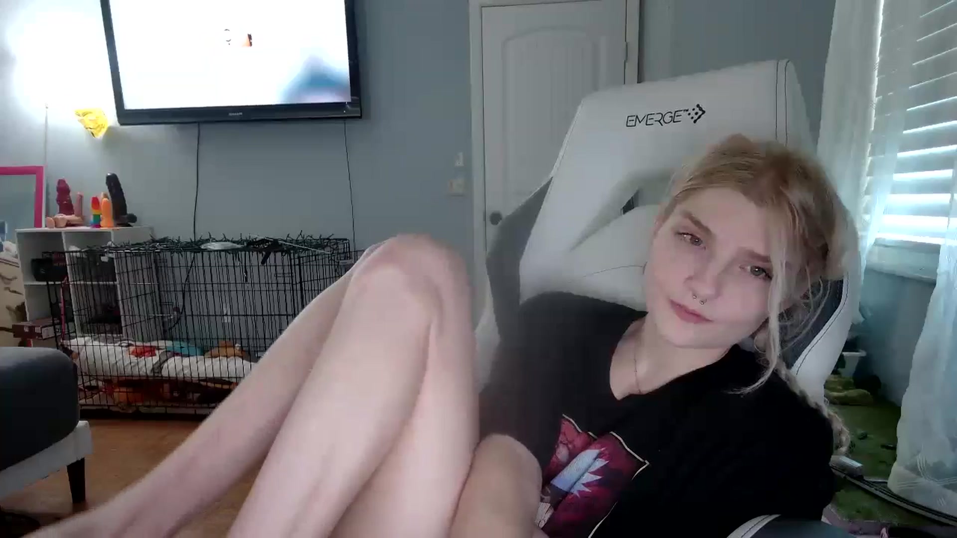 Gallery image thumbnail from DuckChan0's myfreecams stream on, 11/21/2024, 17:13 image 19 of 20