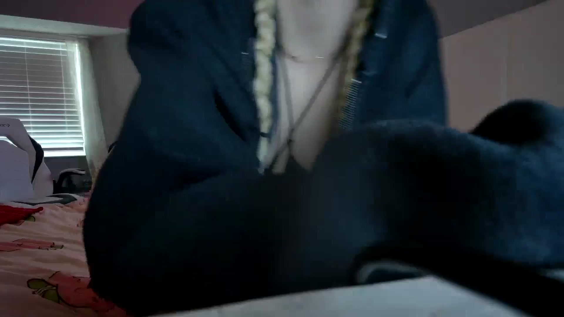 Gallery image thumbnail from DuckChan0's myfreecams stream on, 11/29/2024, 17:59 image 19 of 20