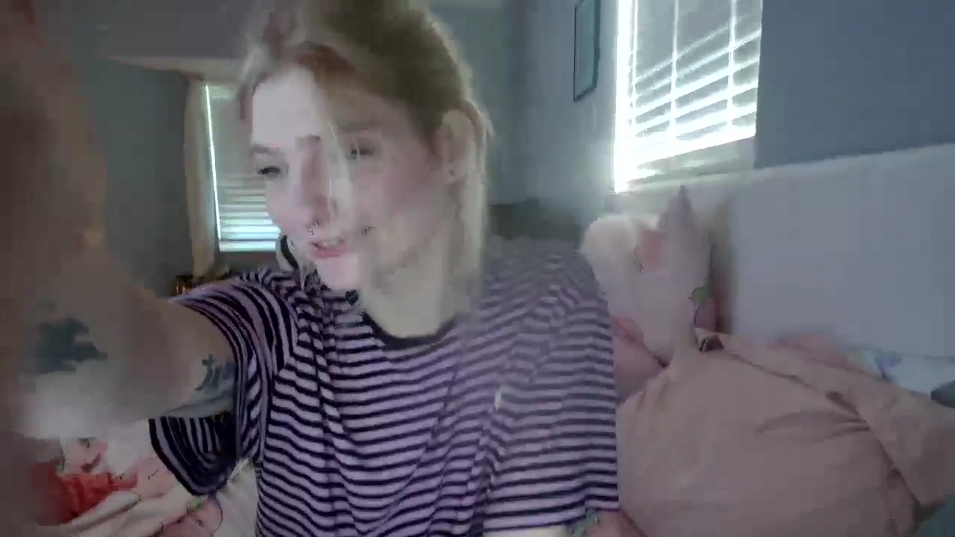 Gallery image thumbnail from DuckChan0's myfreecams stream on, 12/02/2024, 15:28 image 7 of 20