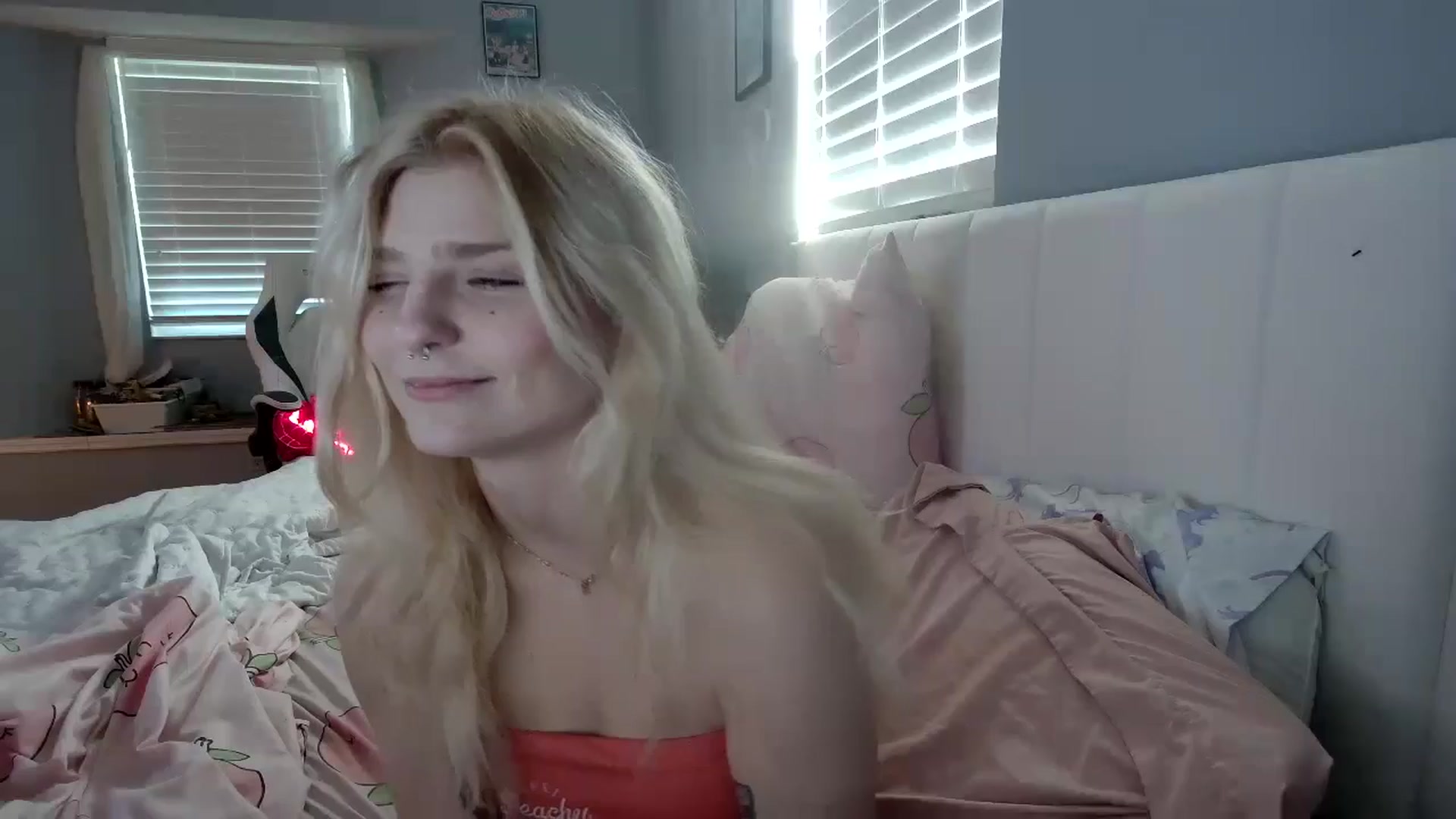 Gallery image thumbnail from DuckChan0's myfreecams stream on, 12/02/2024, 15:57 image 1 of 20
