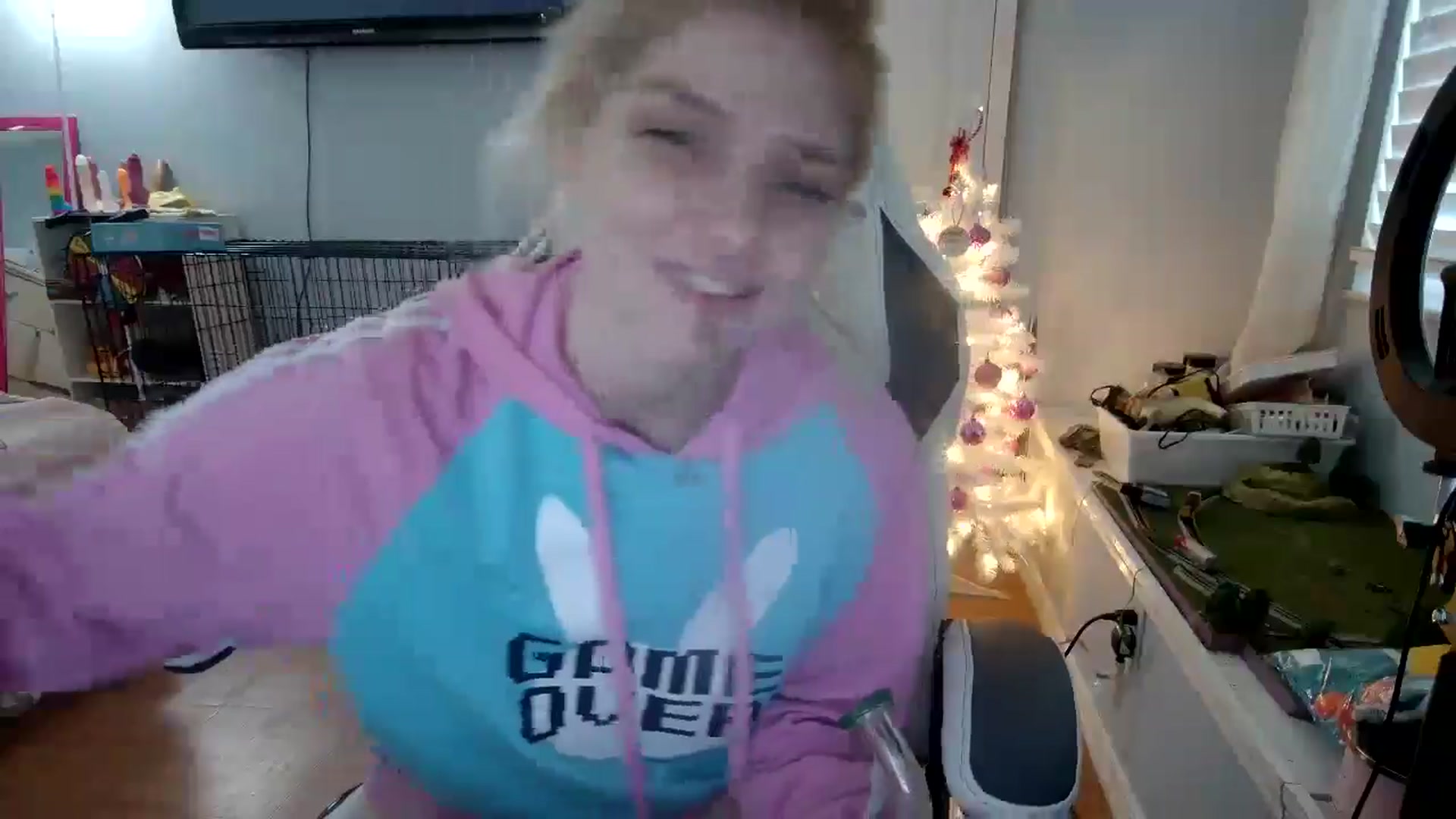 Gallery image thumbnail from DuckChan0's myfreecams stream on, 12/05/2024, 14:16 image 2 of 20