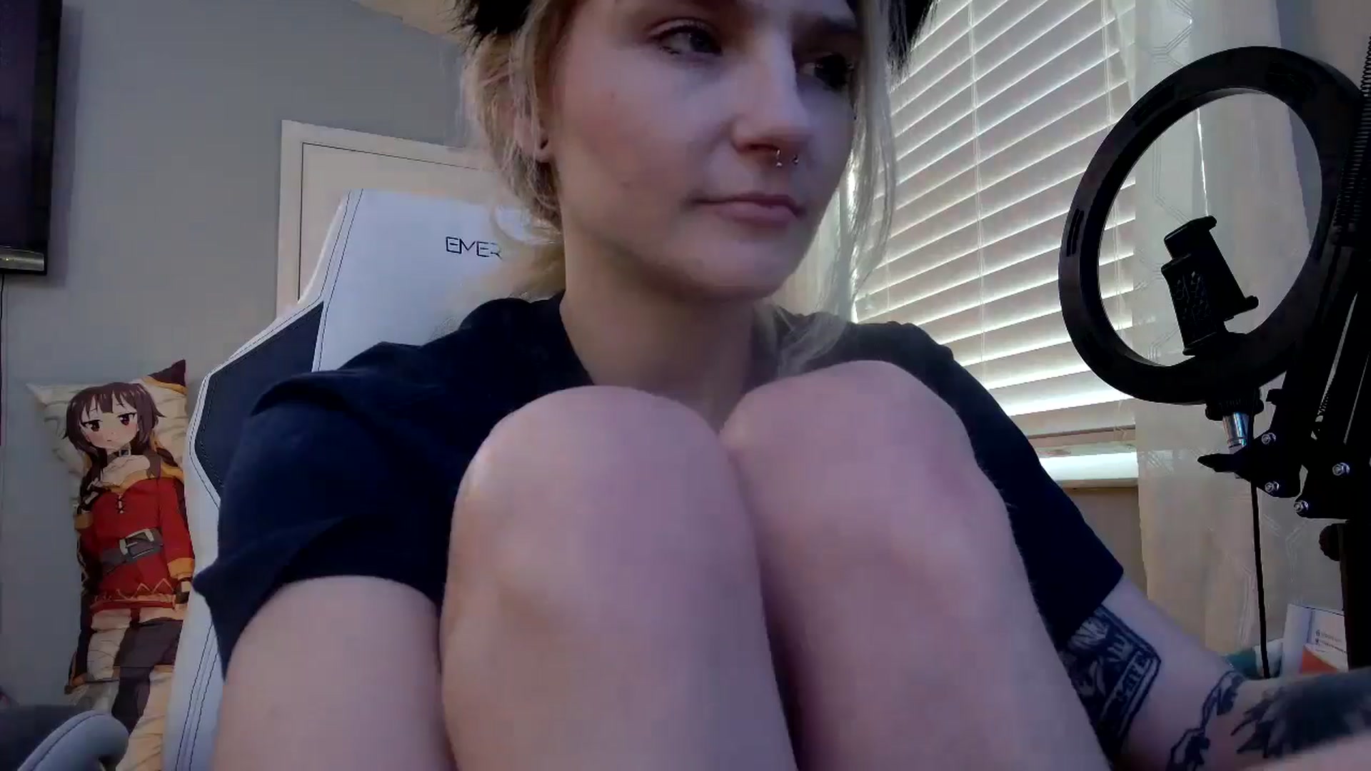 Gallery image thumbnail from DuckChan0's myfreecams stream on, 12/05/2024, 14:56 image 12 of 20