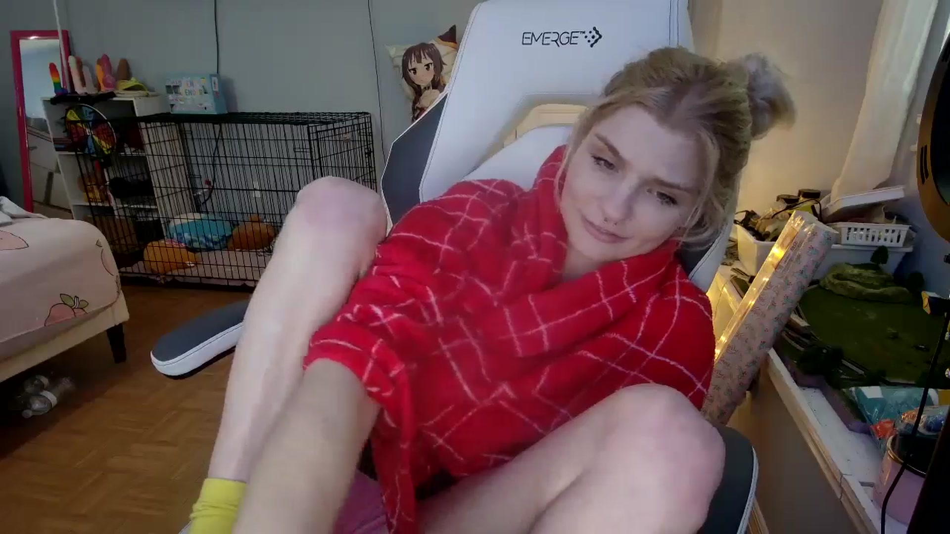 Gallery image thumbnail from DuckChan0's myfreecams stream on, 12/05/2024, 15:55 image 15 of 20