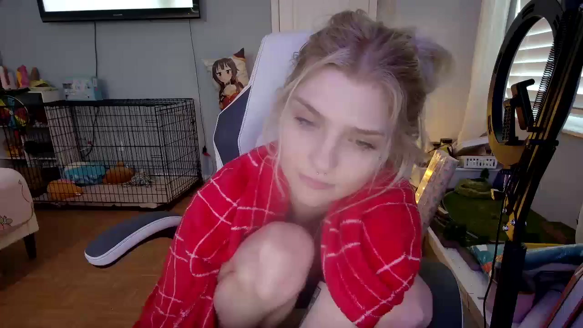 Gallery image thumbnail from DuckChan0's myfreecams stream on, 12/05/2024, 16:15 image 3 of 20