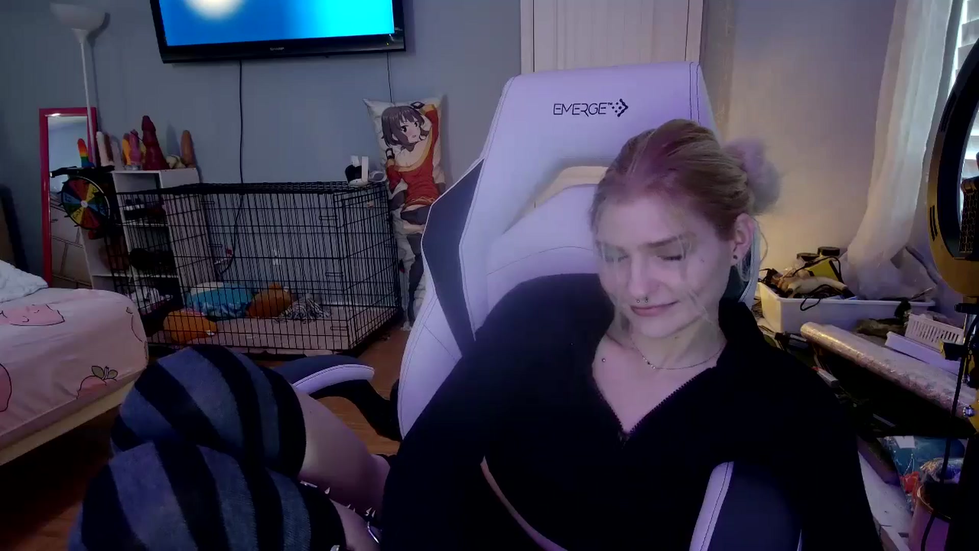 Gallery image thumbnail from DuckChan0's myfreecams stream on, 12/07/2024, 17:19 image 4 of 20