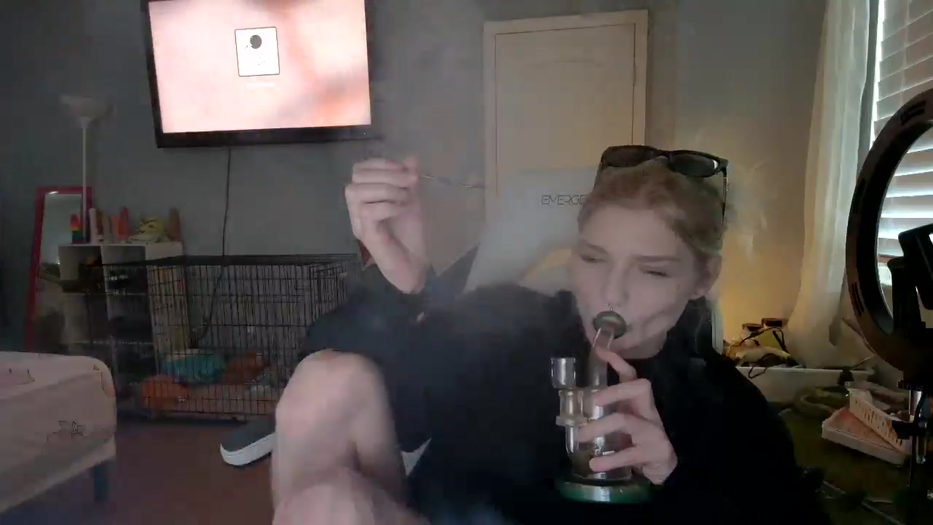 Gallery image thumbnail from DuckChan0's myfreecams stream on, 12/08/2024, 17:42 image 9 of 20